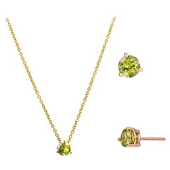 18 Karat Recycled Yellow Gold Green Peridot Round Cut Earrings and Necklace Set