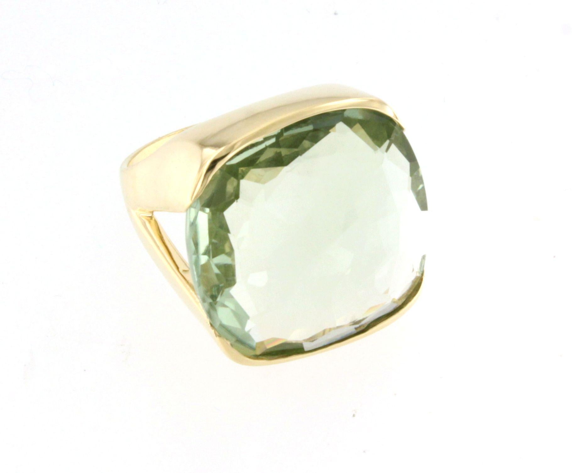  Combination of shapes and colors made a unique fashion and modern ring in 18k yellow gold with colored stones. Made in Italy by Stanoppi Jewellery since 1948.
Stone : Prasiolite or Green Amethyst 
( Square cut, size: 20x20 mm )   g.14.80
Size :  EU