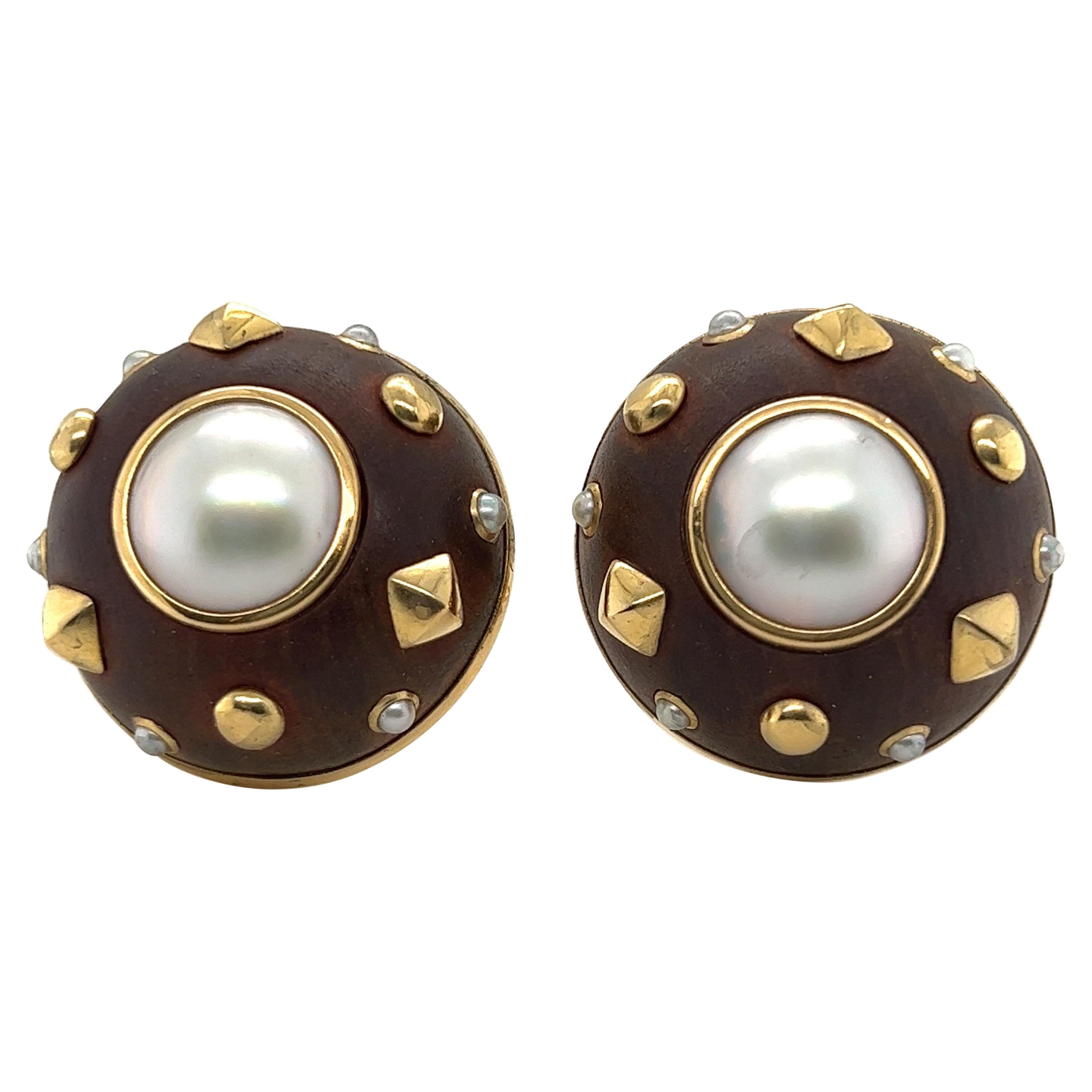 Boucles d'oreilles en bois et perles en or jaune 18 carats de Trianon, années 1980