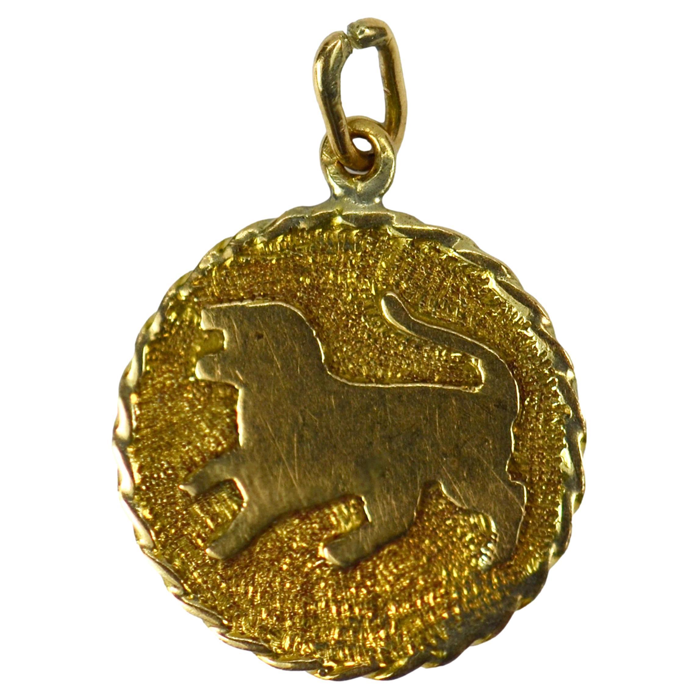 18 Karat Yellow Gold Zodiac Leo Charm Pendant