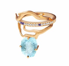 18 Karat Yellow or Rose Gold Fashion Ring with Paraiba Tourmaline and Diamonds