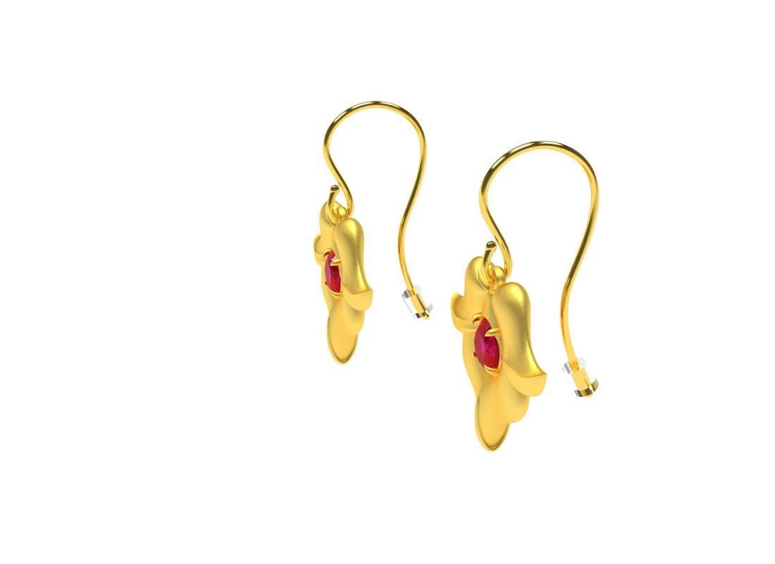 18 Karat Yellow Gold Ruby Arabesque Flower Earrings In New Condition For Sale In New York, NY
