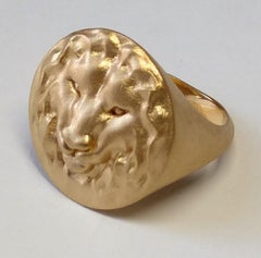 18 Karat Yellow  Gold Leo Lion Head Signet Ring