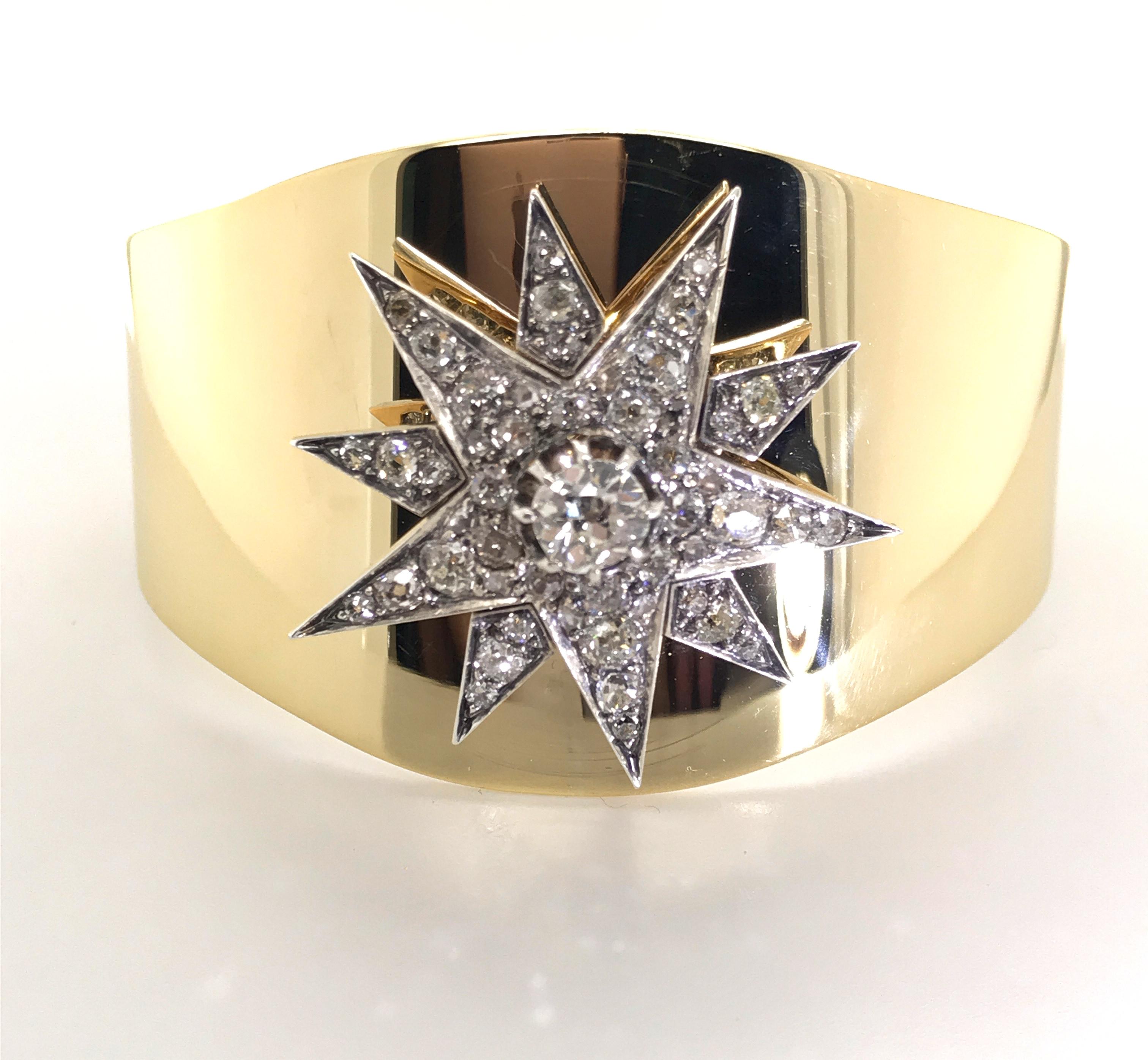 18 Karat Yellow Gold Cuff and 3.10 Carat Diamond Set Victorian Star Motif Cuff In Excellent Condition For Sale In QLD , AU