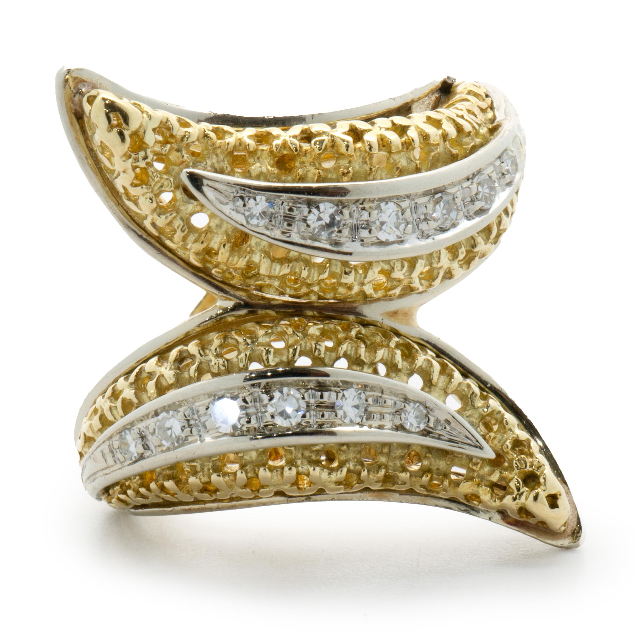18 Karat Yellow & White Gold Diamond Bypass Ring In Excellent Condition For Sale In Scottsdale, AZ
