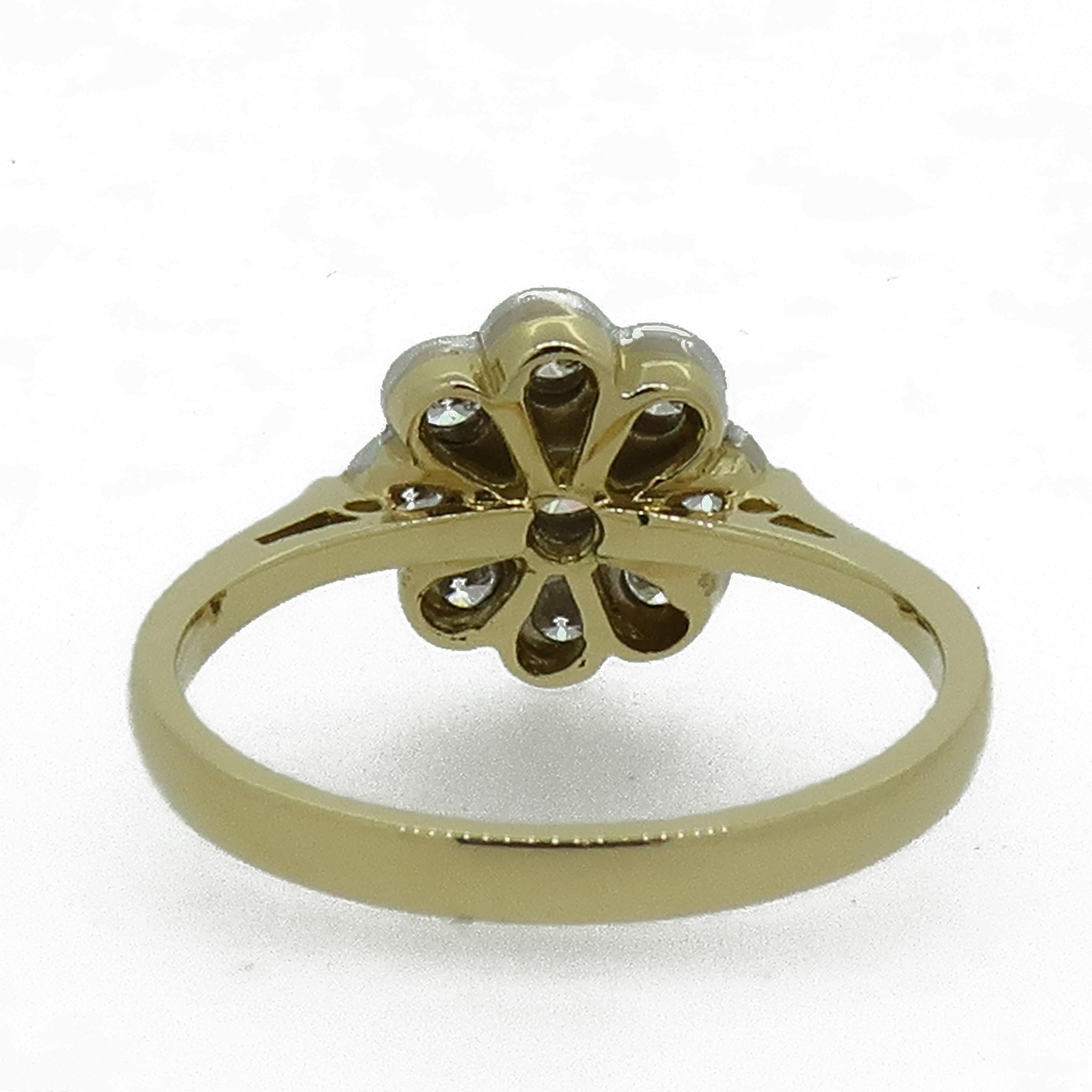 Brilliant Cut 18 Karat Yellow and White Gold Diamond Daisy Art Deco Style Cluster Ring