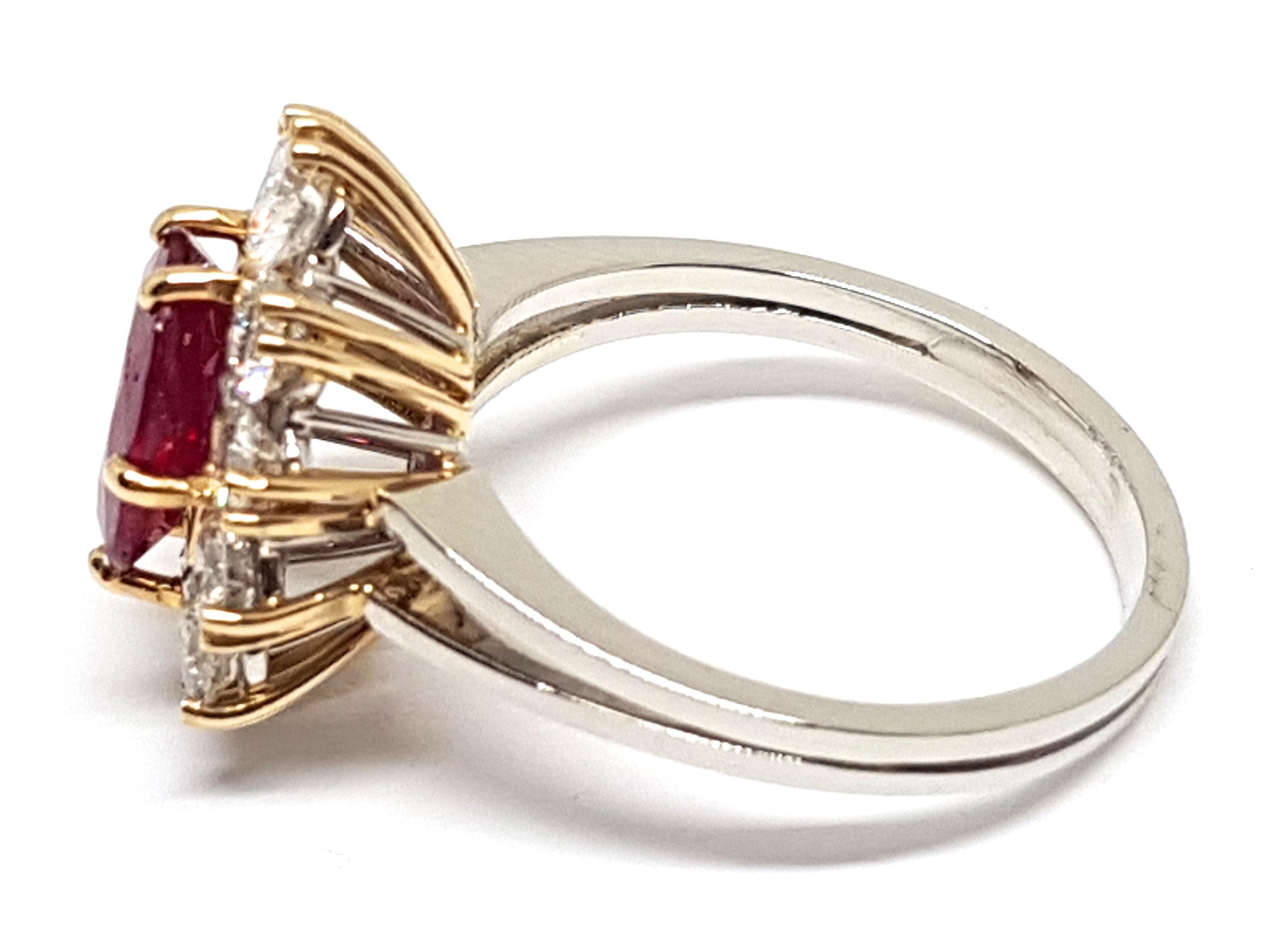 18 Karat Yellow White Gold Diamond Red Ruby Engagement Princess Diana Ring  In New Condition In Antwerp, BE