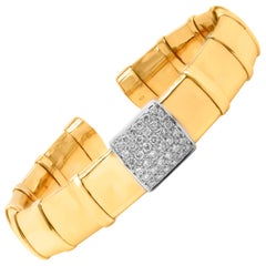18 Karat Yellow White Gold Diamonds Square Center Bangle Bracelet