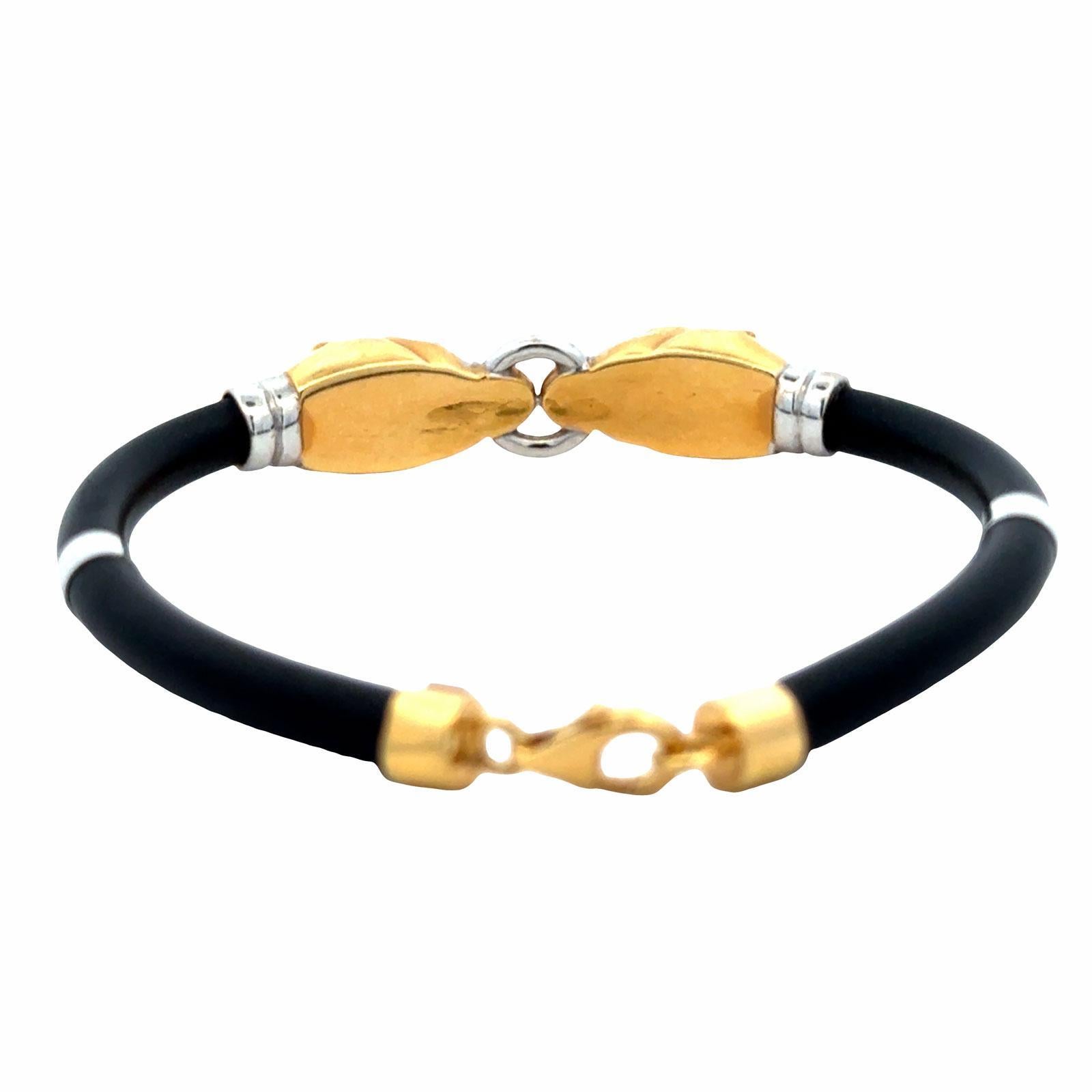 Bracelet en or jaune et blanc 18 carats avec panthère à double tête et cordon en caoutchouc noir Pour femmes en vente