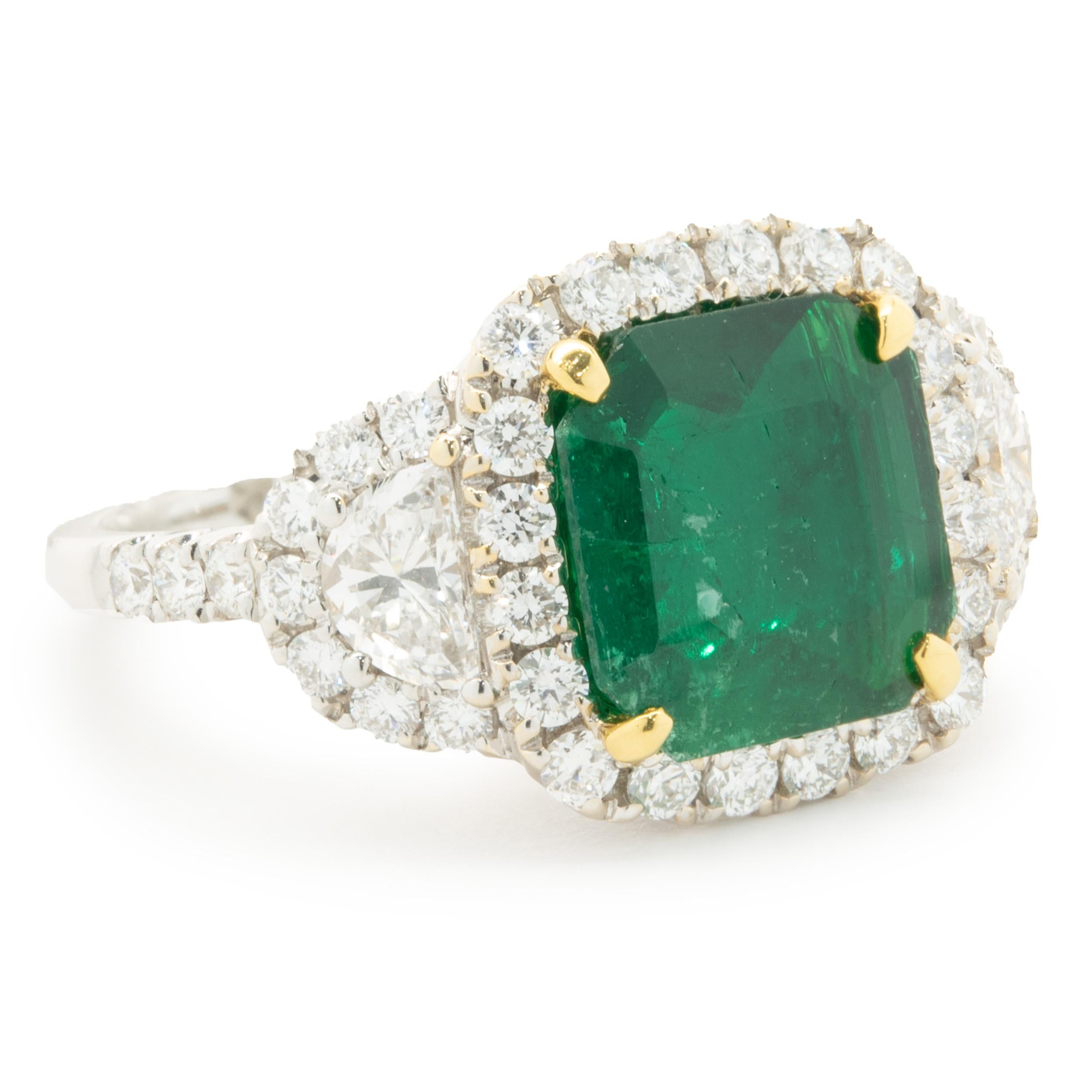 18 Karat Yellow & White Gold Emerald and Pave Diamond Cocktail Ring In Excellent Condition For Sale In Scottsdale, AZ