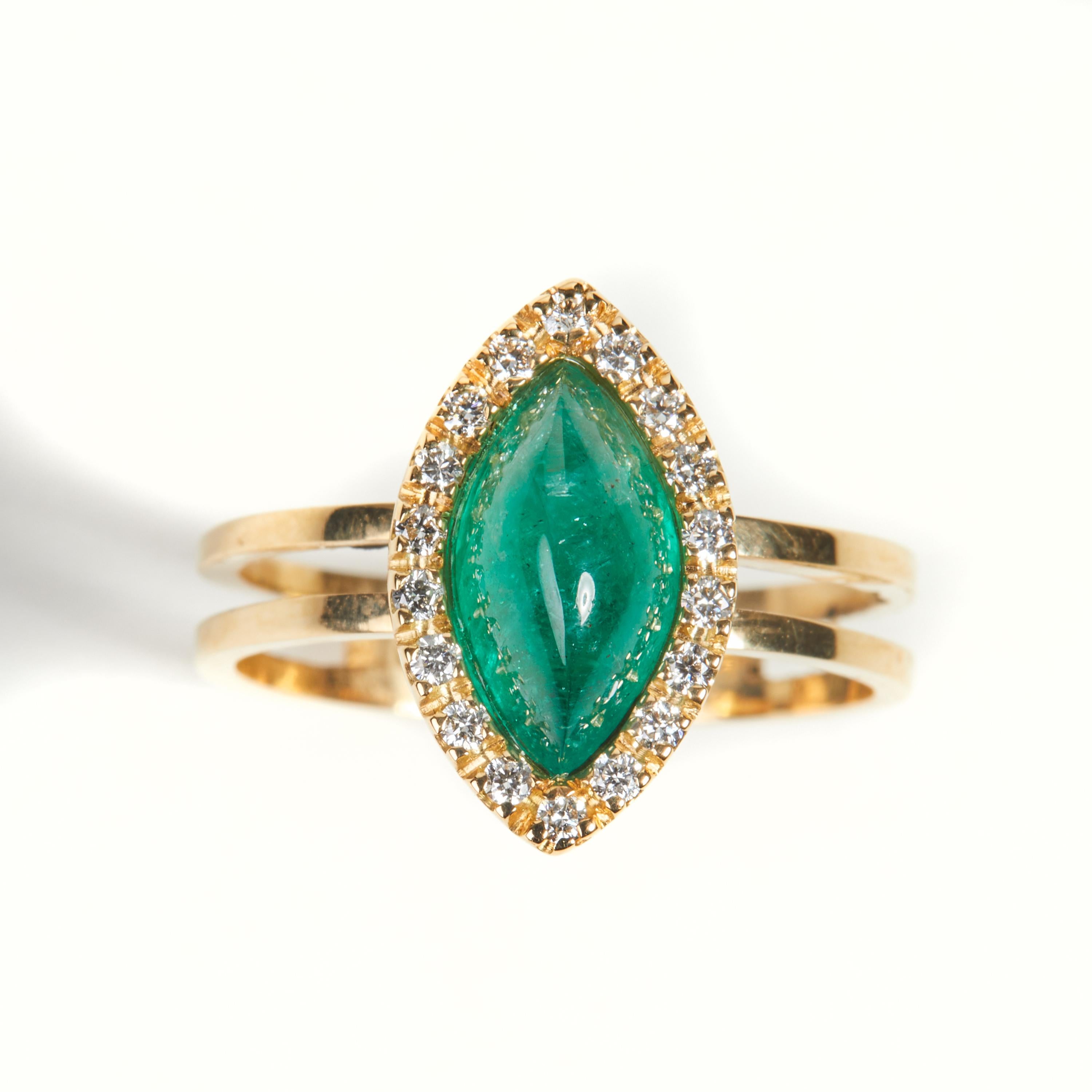 18 Karat Yelow Gold Diamond and Peridot Ring

18 Diamonds 0.16 Carat
1 Emerald 1.32 carat



Size EU 54 US 6.8


Founded in 1974, Gianni Lazzaro is a family-owned jewelery company based out of Düsseldorf, Germany.
Although rooted in Germany, Gianni