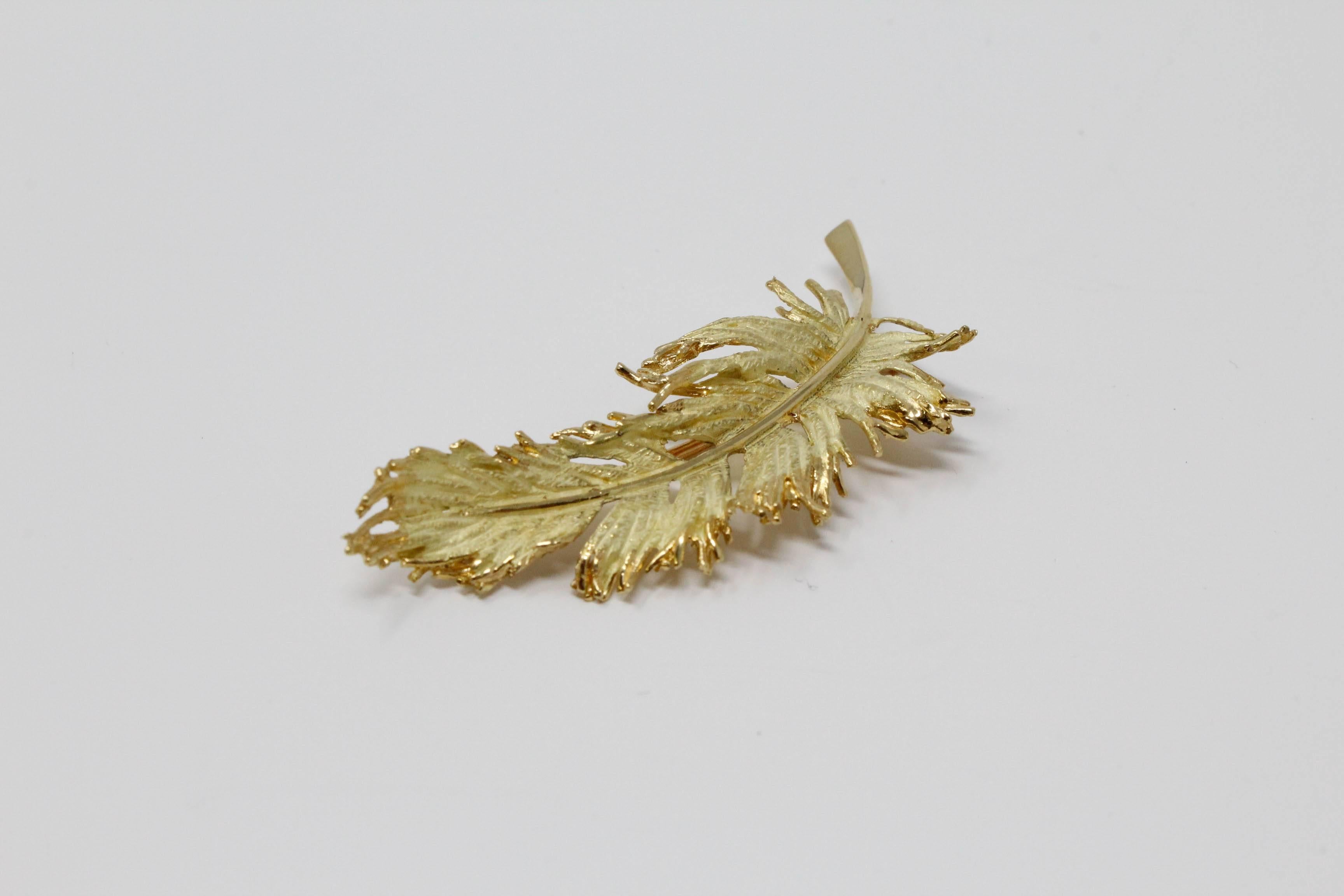 18 Karat Yellow Gold Tiffany & Co. France Leaf Brooch In Excellent Condition In Santa Fe, NM