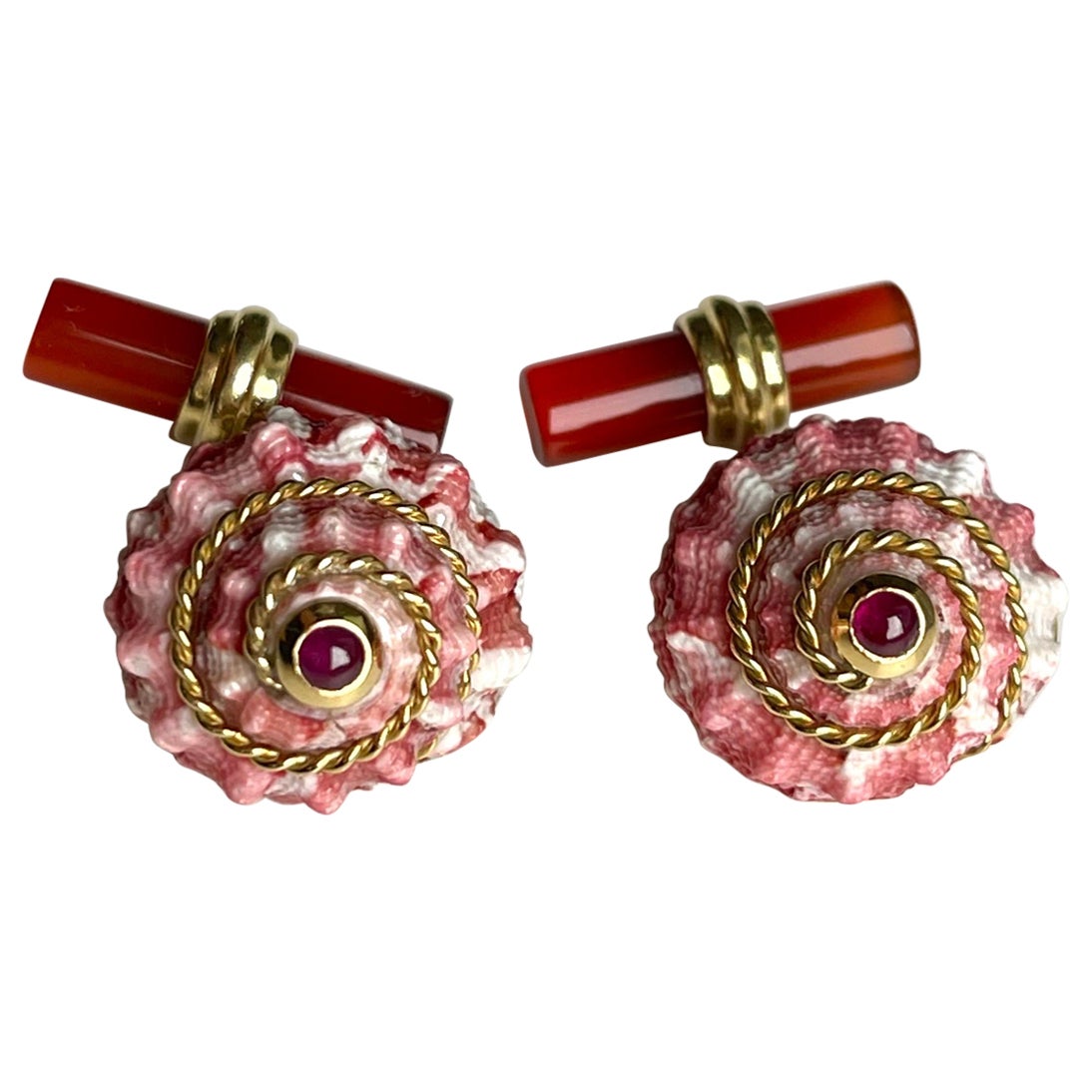 18 Karate Yellow Gold Shell Pearl and Carnelian Cufflinks