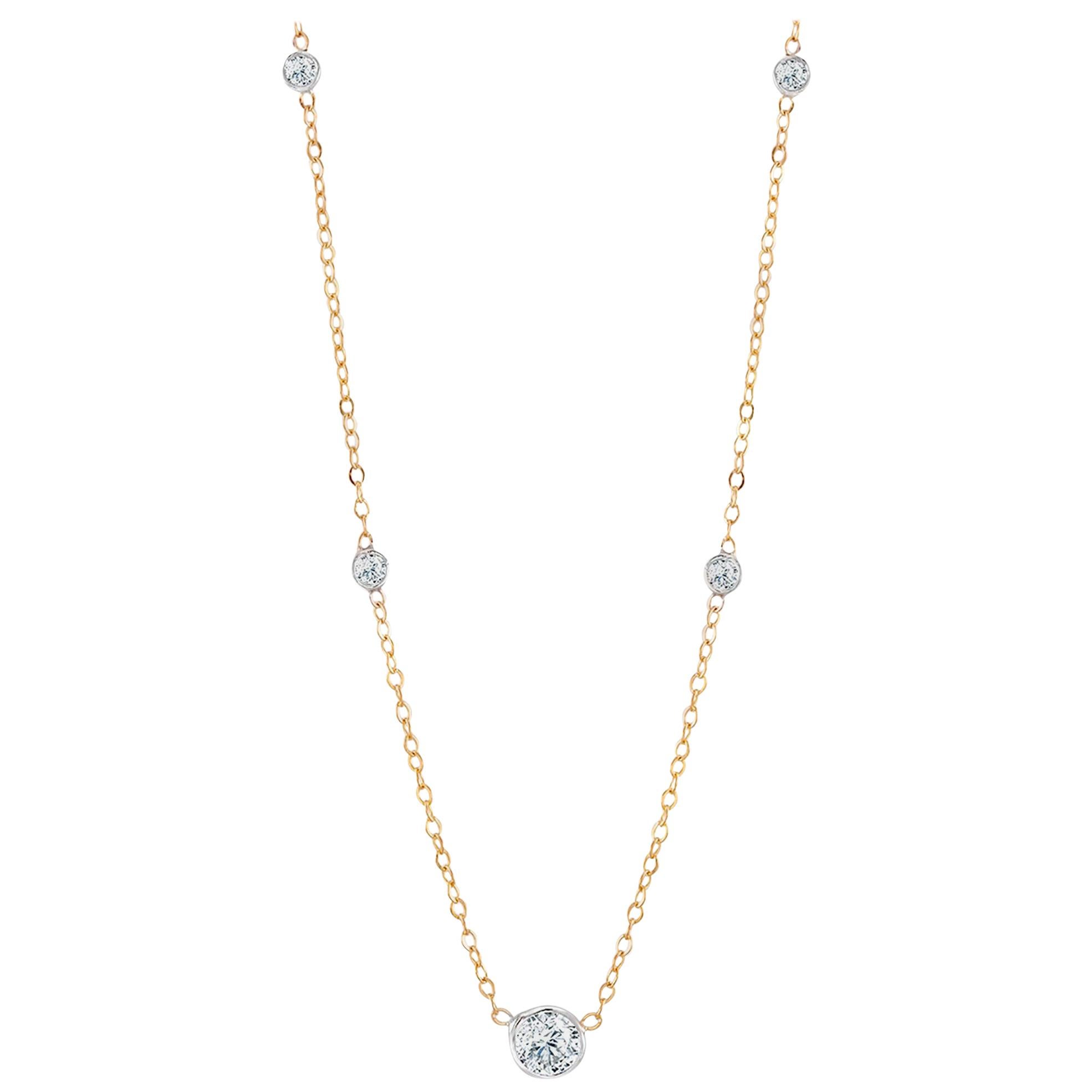 18 Karats White and Yellow Gold Five Diamonds Bezel-Set Necklace Pendant