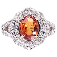 18 Karats White Gold 2.43 Carat Orange Sapphire Diamond Cluster Ring
