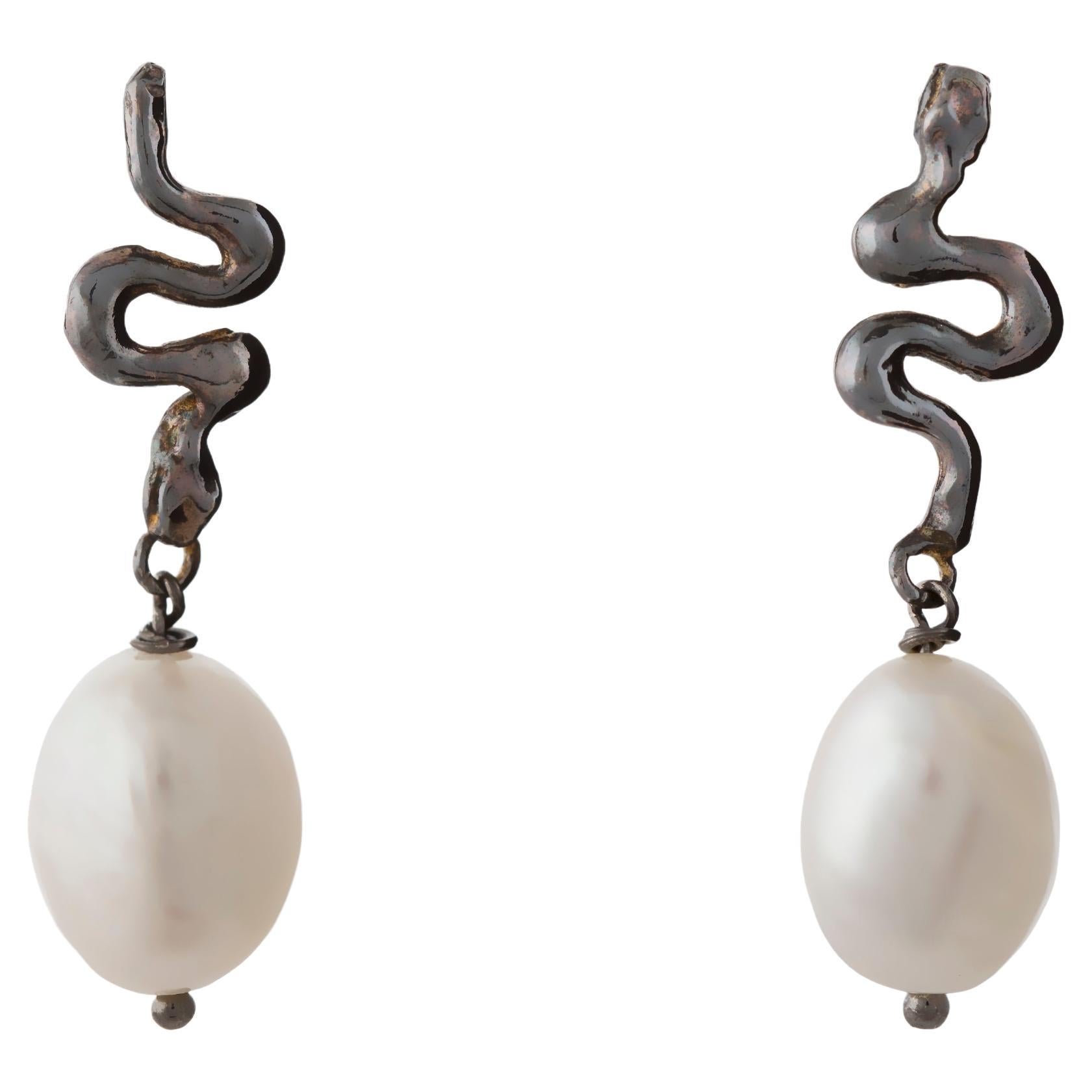 Boucles d'oreilles pendantes baroques en or blanc 18 carats, petit serpent, rhodium noir