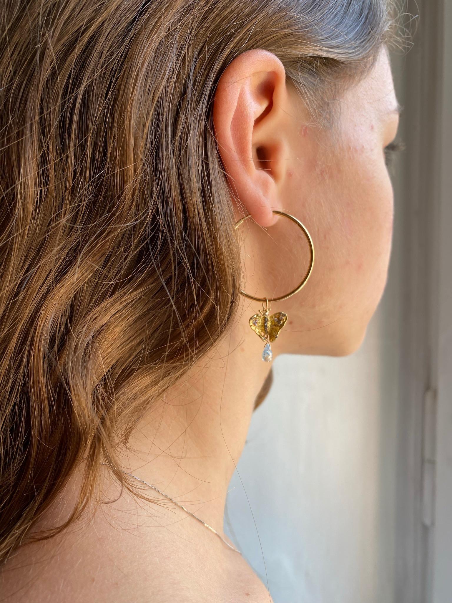 Pendientes Mariposa Oro 18K Diamantes Aguamarina Colgante Aro Suerte Charme en Nuevo estado para la venta en Rome, IT