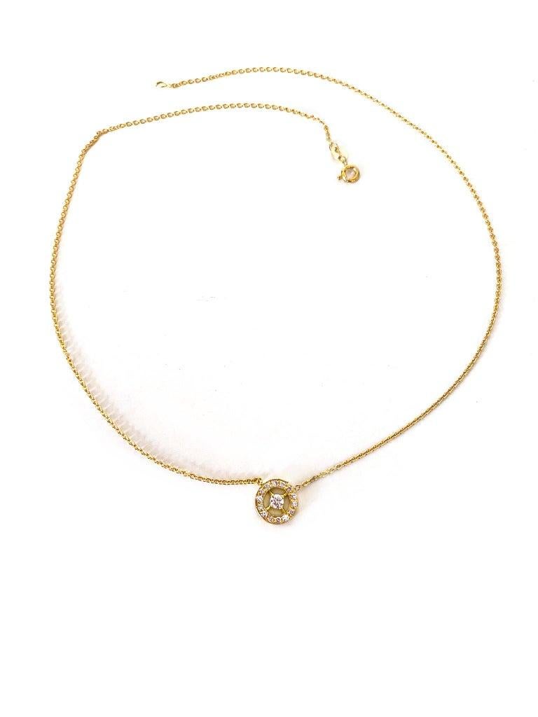 Brilliant Cut 18 Karats Yellow Gold 0.24 Carats White Diamonds Unisex Pendant Chain Necklace For Sale