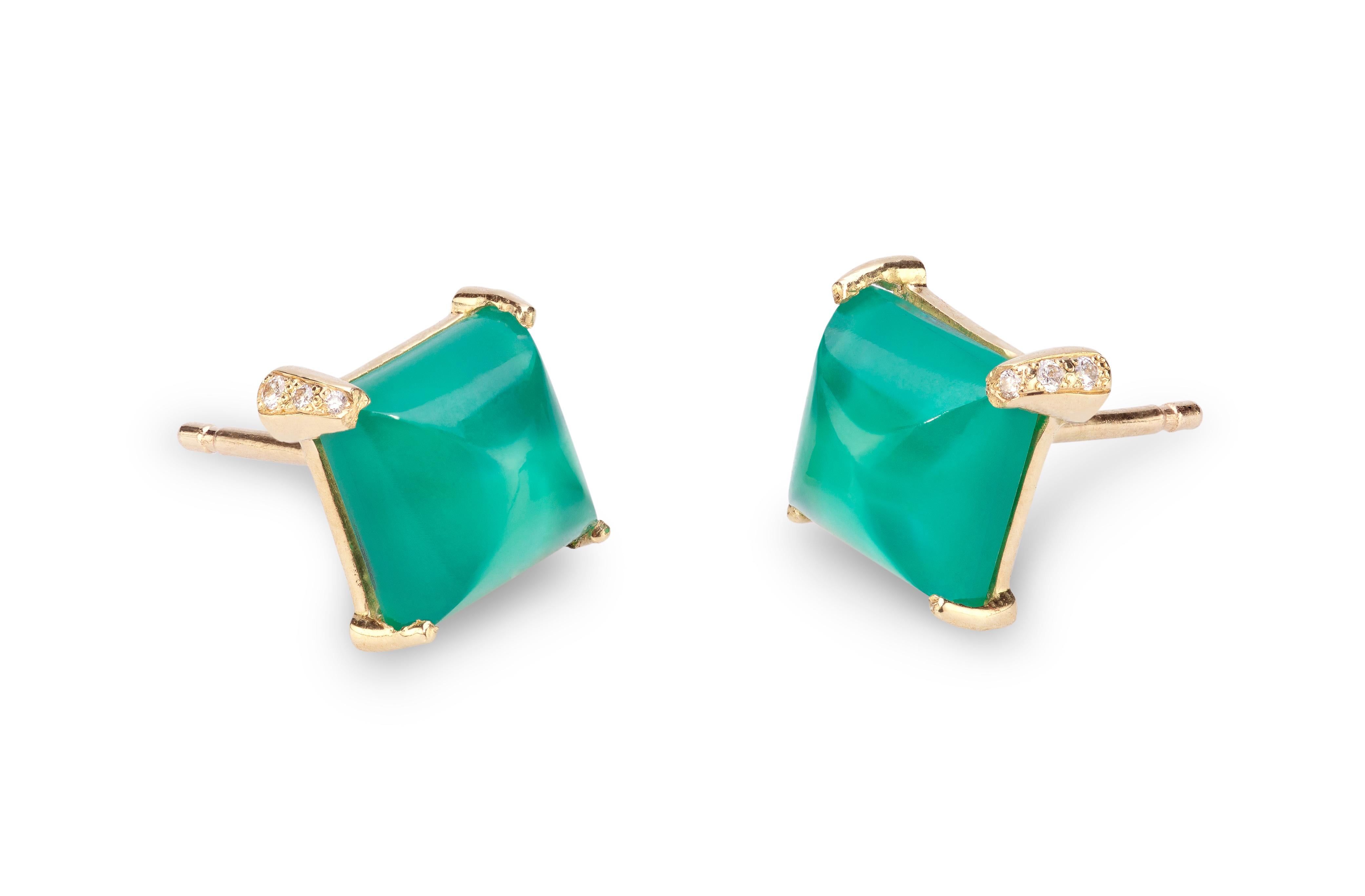 Deco Style 18 Karats Gold Green Agate White Diamonds Modern Stud Design Earrings For Sale 1