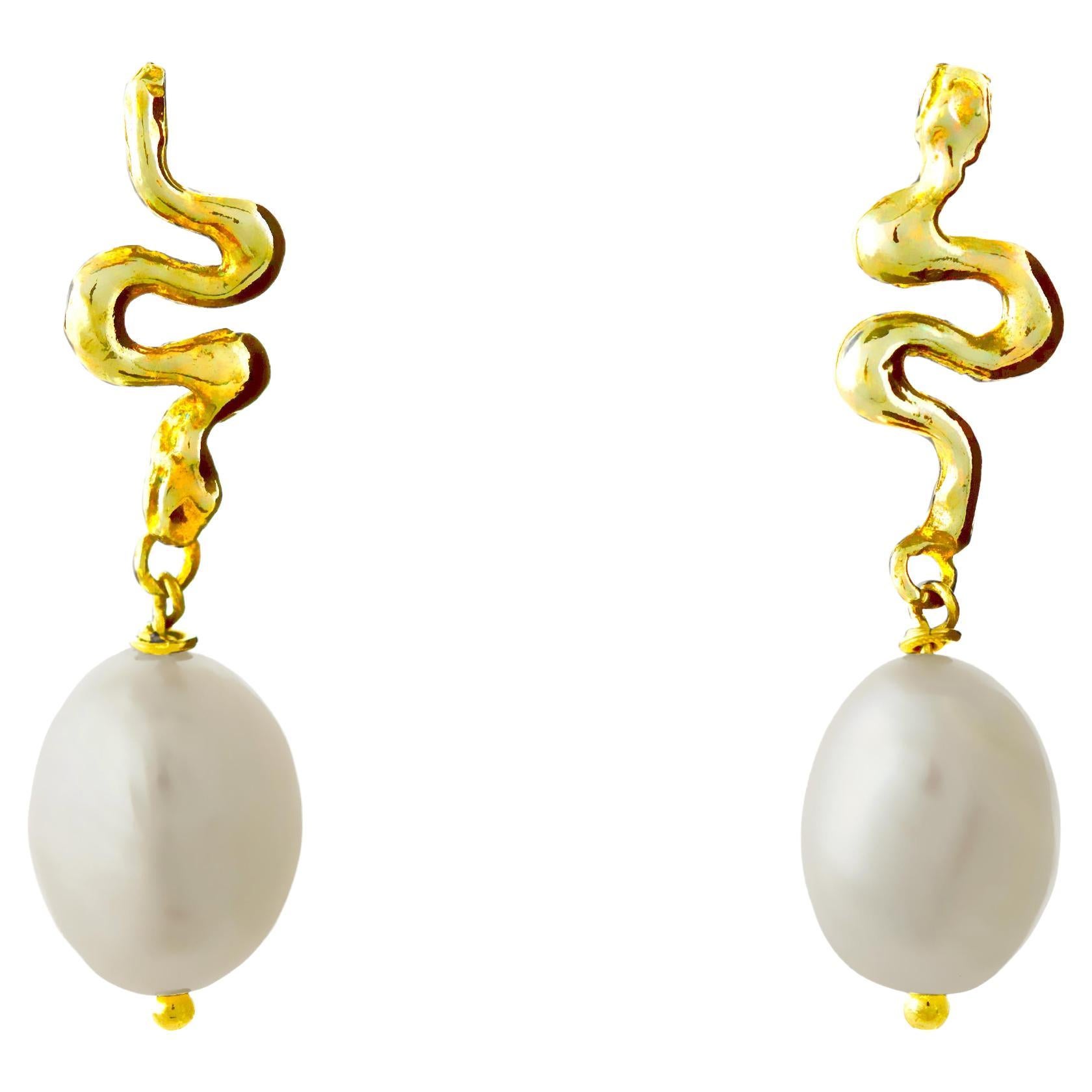 18 Karats Yellow Gold Little Snake Baroque White Pendant Earrings 2