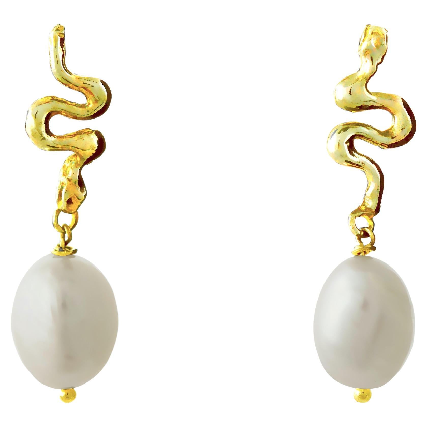 18 Karats Yellow Gold Little Snake Baroque White Pendant Earrings