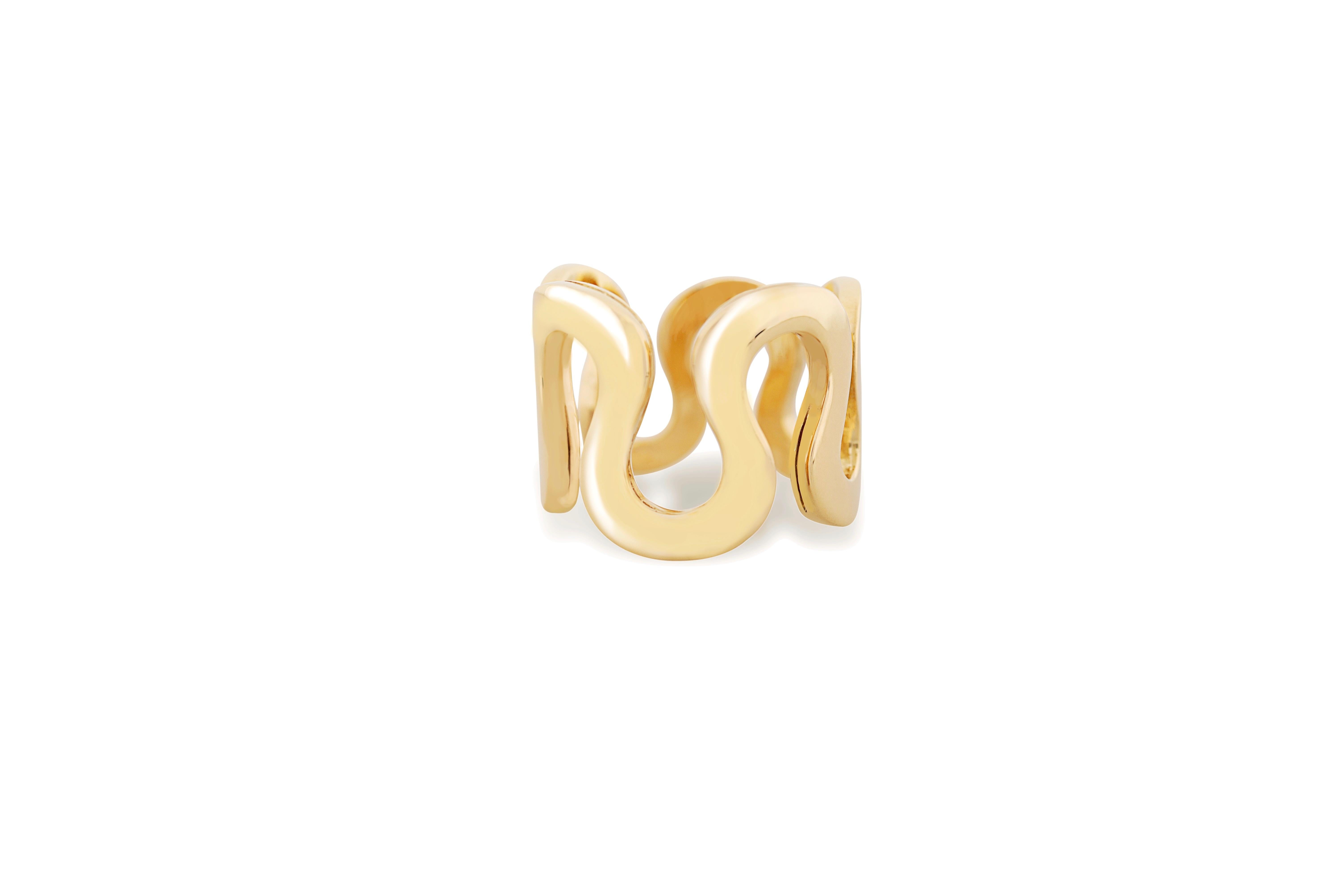 18 Karats Yellow Gold Unisex Wave Band Modern Design Ring For Sale 7