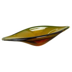 Vintage 1, 8 Kg Glass Bowl Shell Centerpiece by Flavio Poli Attrib., Murano, Italy, 1970s