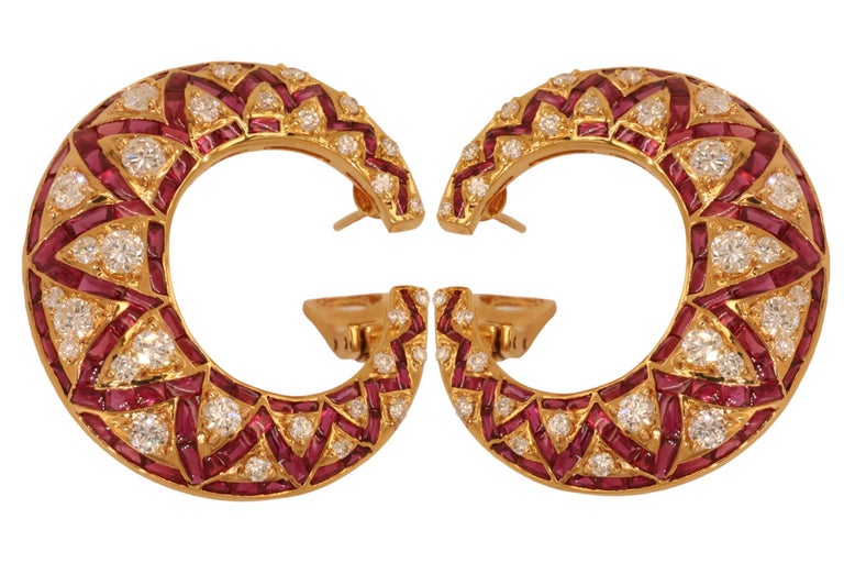 18 Karat Adler Genèva Ruby Cabochons and Diamonds Earrings, Estate