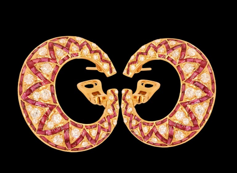 18 Karat Adler Genèva Ruby Cabochons and Diamonds Earrings, Estate