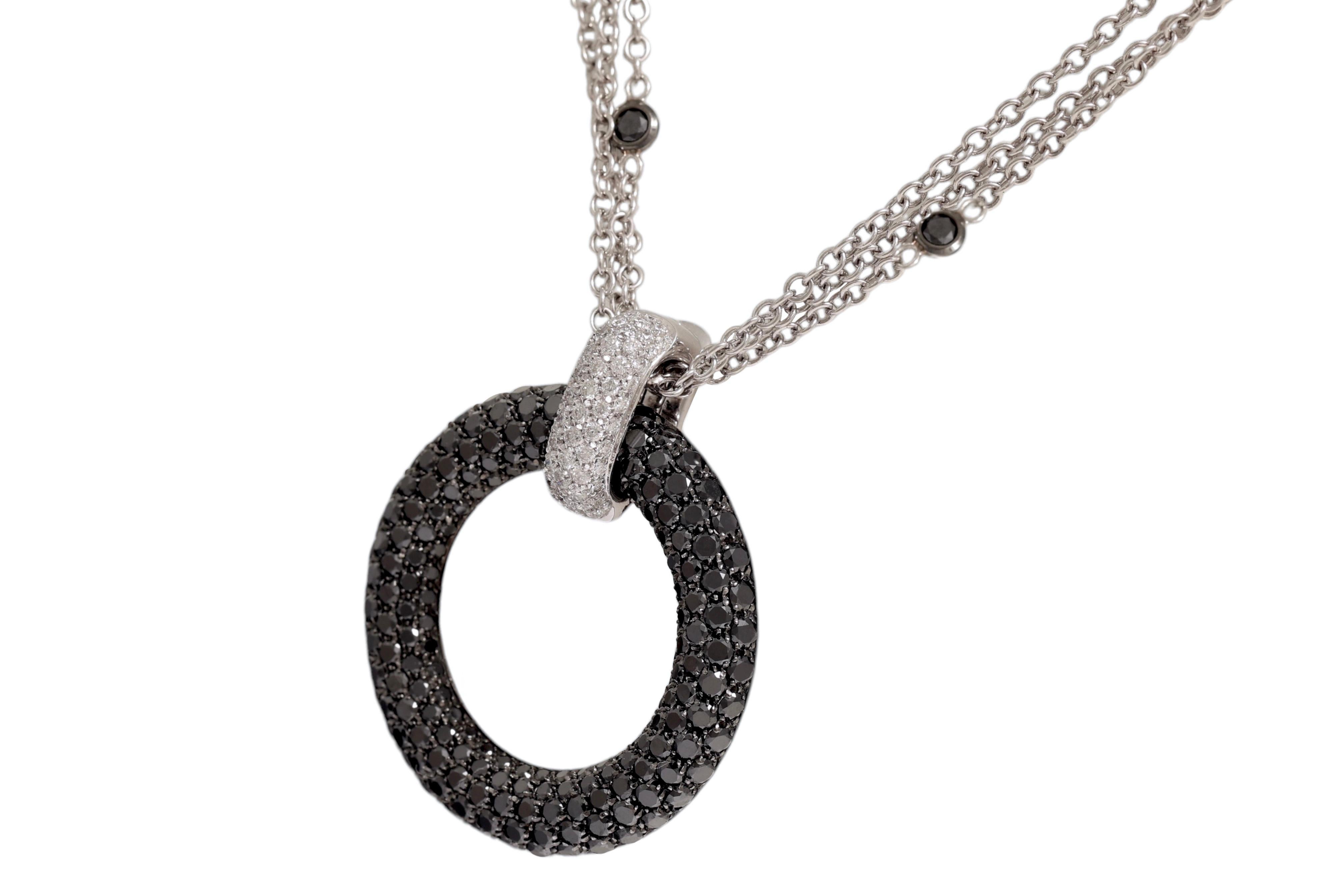 Collar Crivelli 18 Kt, 6.46 Ct  Diamantes blancos y negros Moderno en venta