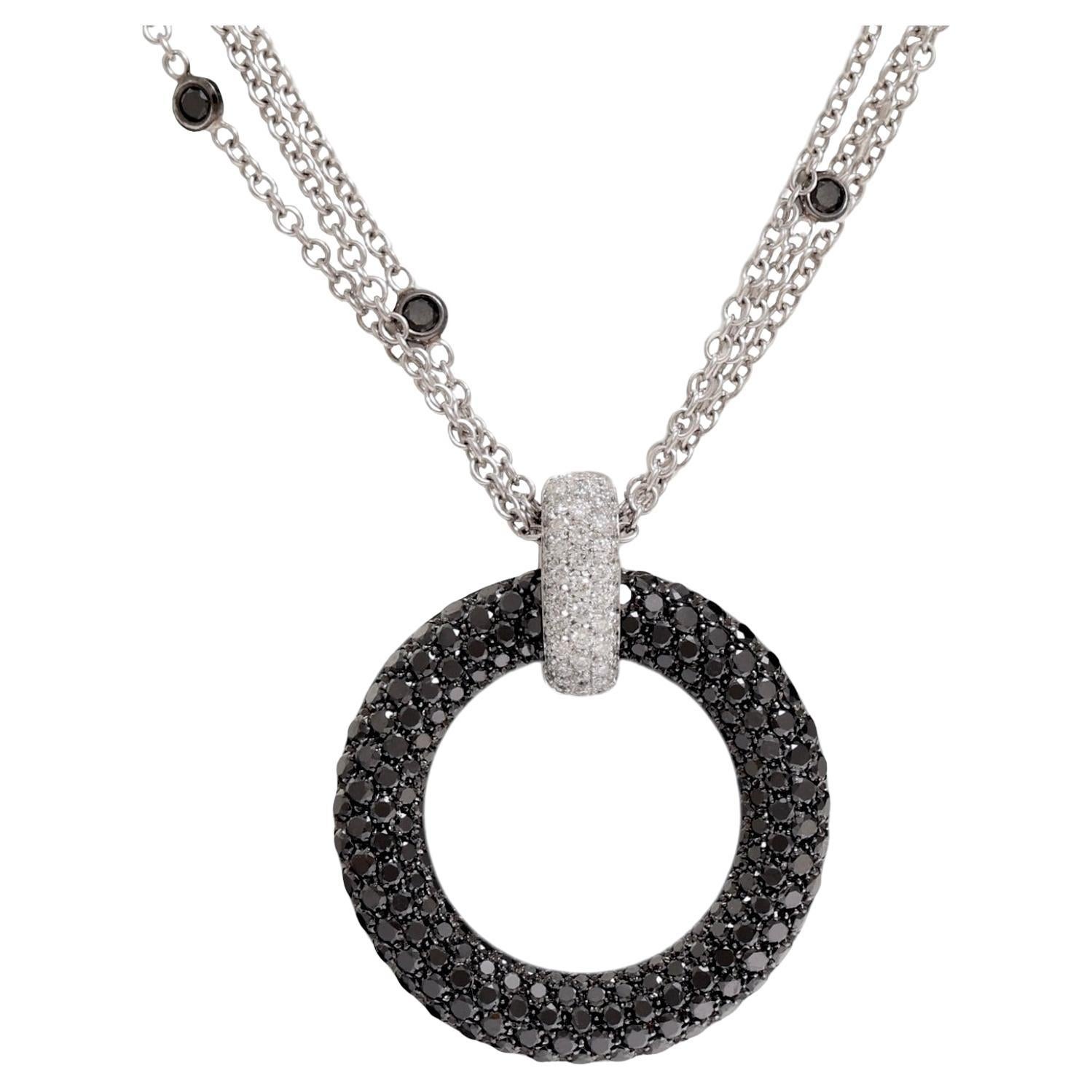 Collar Crivelli 18 Kt, 6.46 Ct  Diamantes blancos y negros en venta