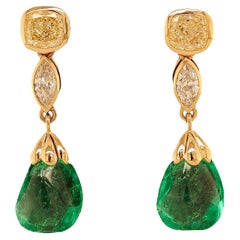 Boucles d'oreilles en or 18 carats, émeraudes colombiennes mineures de 5,39 et 5,14 carats, diamants, certifiées CGL