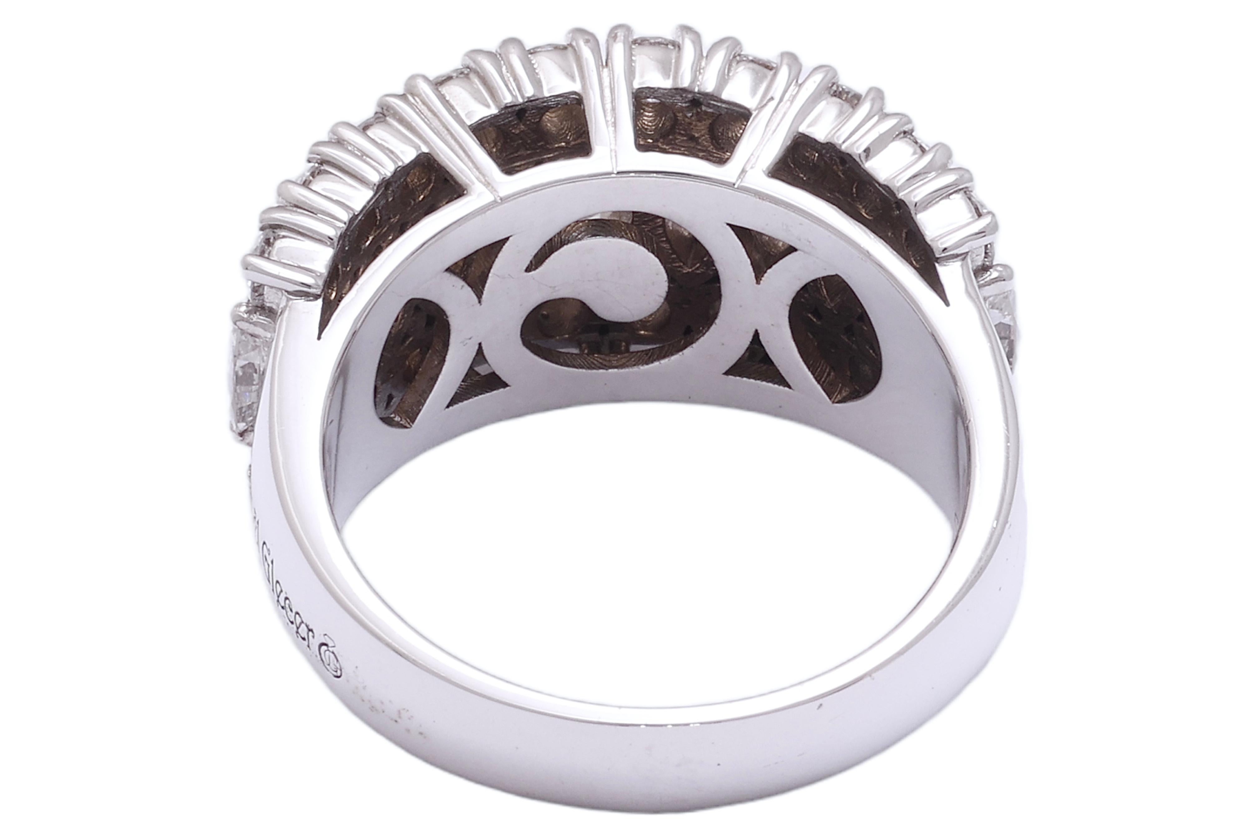 18 kt. Eleganter und luxuriöser Ring mit 2,60 ct. Diamant im Marquise- und Brillantschliff für Damen oder Herren im Angebot