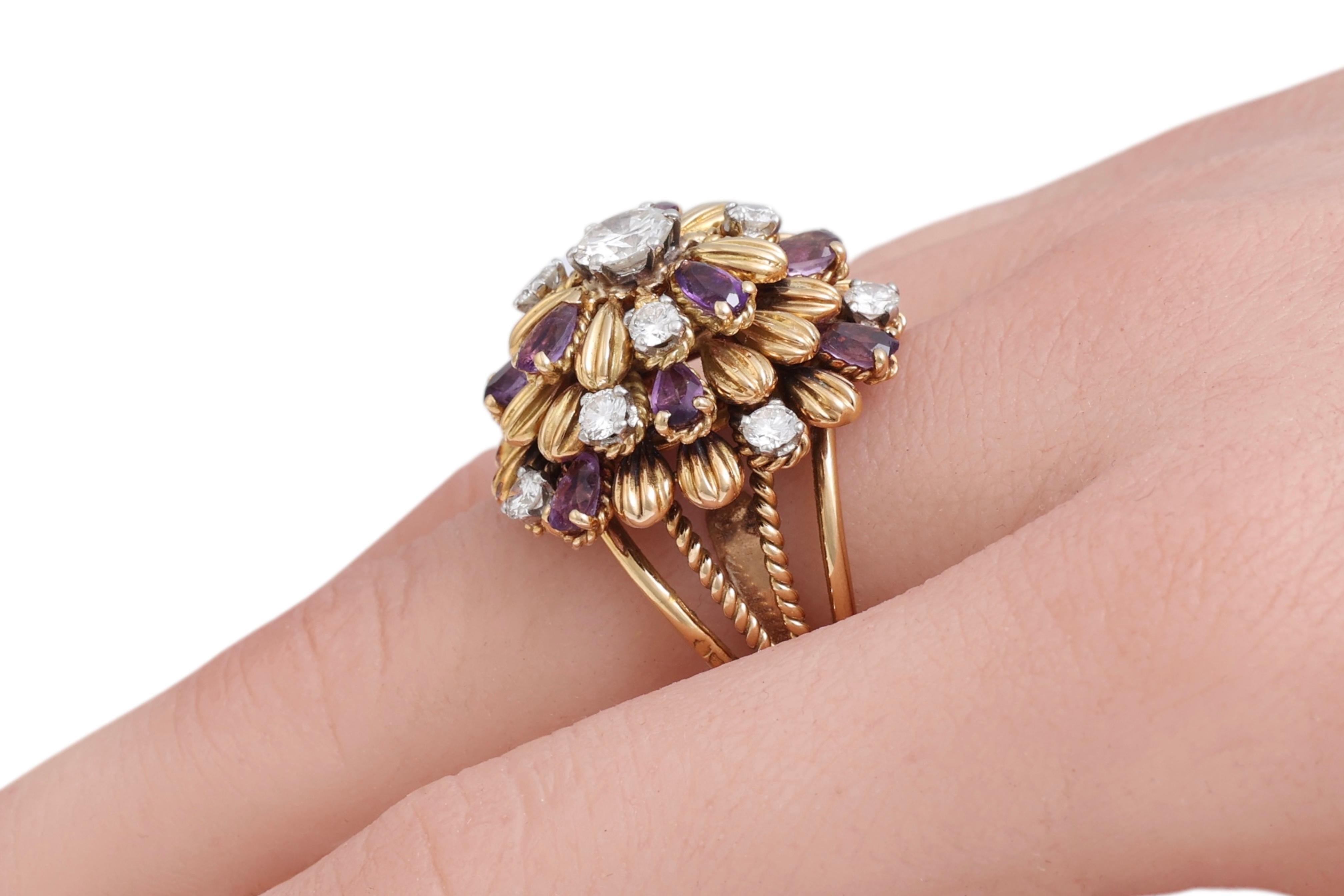 18 Kt Gold 1.7 Ct Loupe Clean Diamonds & Amethyst Ring with French Hallmarks For Sale 6
