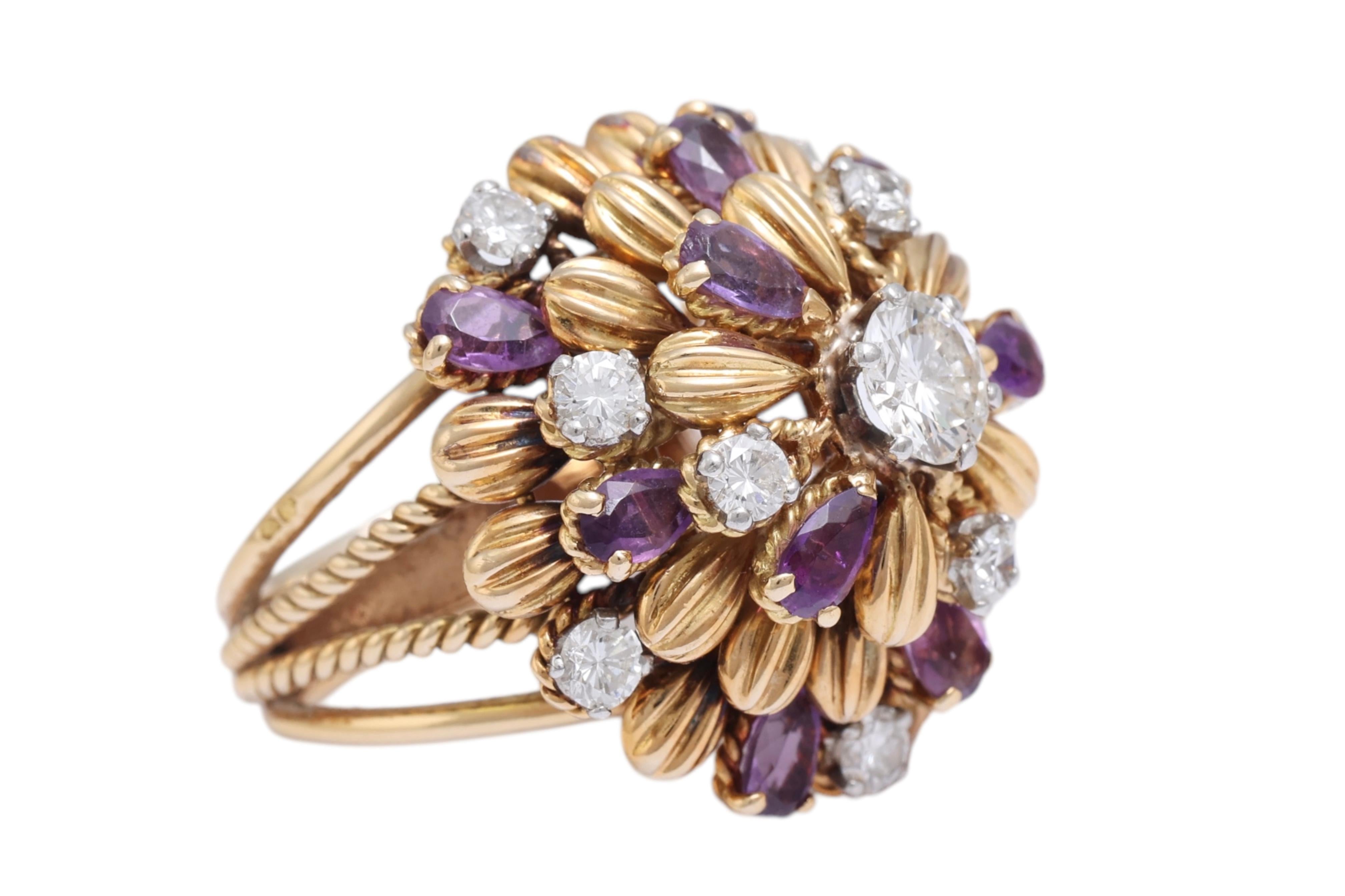 18 Kt Gold 1.7 Ct Loupe Clean Diamonds & Amethyst Ring with French Hallmarks In Excellent Condition For Sale In Antwerp, BE