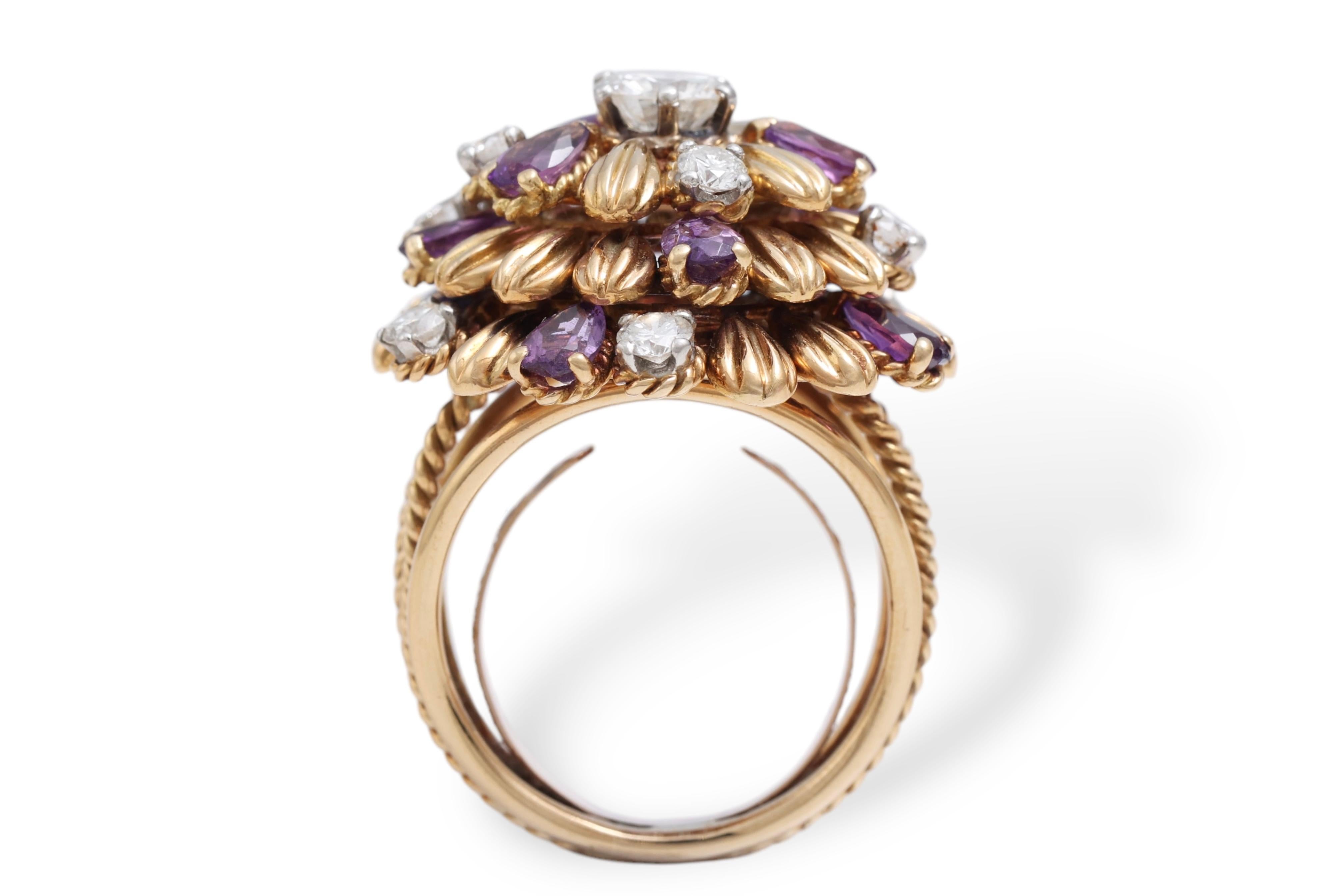 18 Kt Gold 1.7 Ct Loupe Clean Diamonds & Amethyst Ring with French Hallmarks For Sale 2