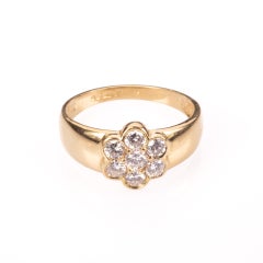 18 Kt Gold 1ct Diamond Cluster Ring
