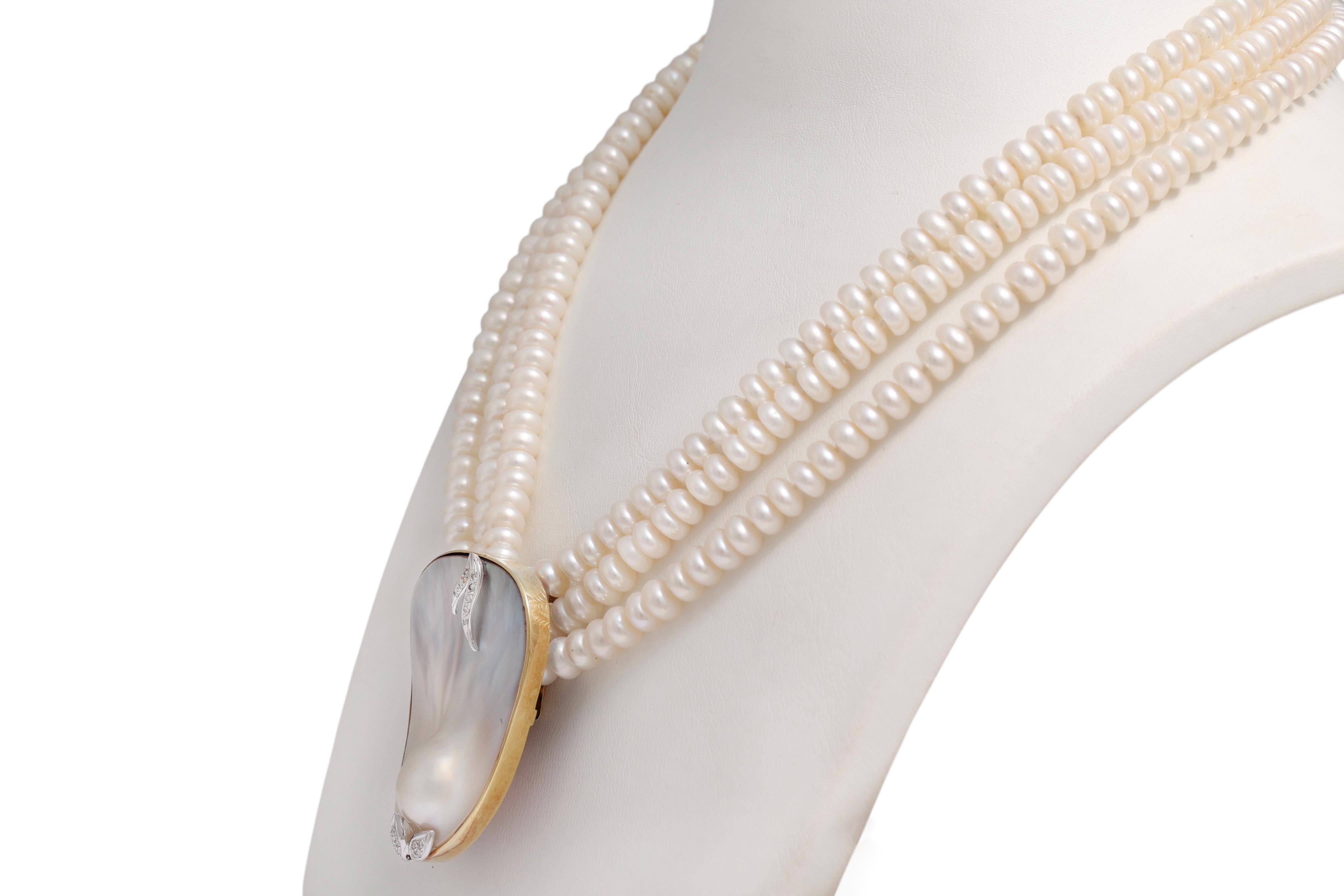 Collier/pendentif en or 18 carats à 3 rangs de perles, or et diamants, unique en son genre en vente 9