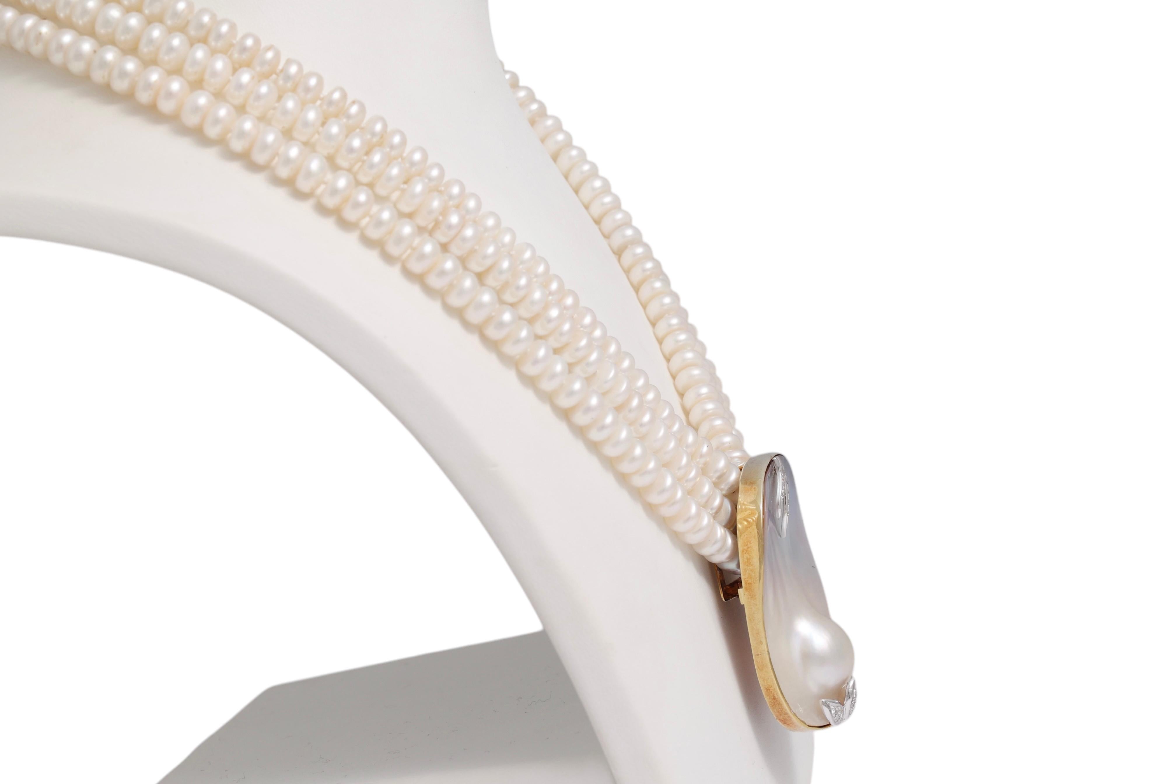 Collier/pendentif en or 18 carats à 3 rangs de perles, or et diamants, unique en son genre en vente 1