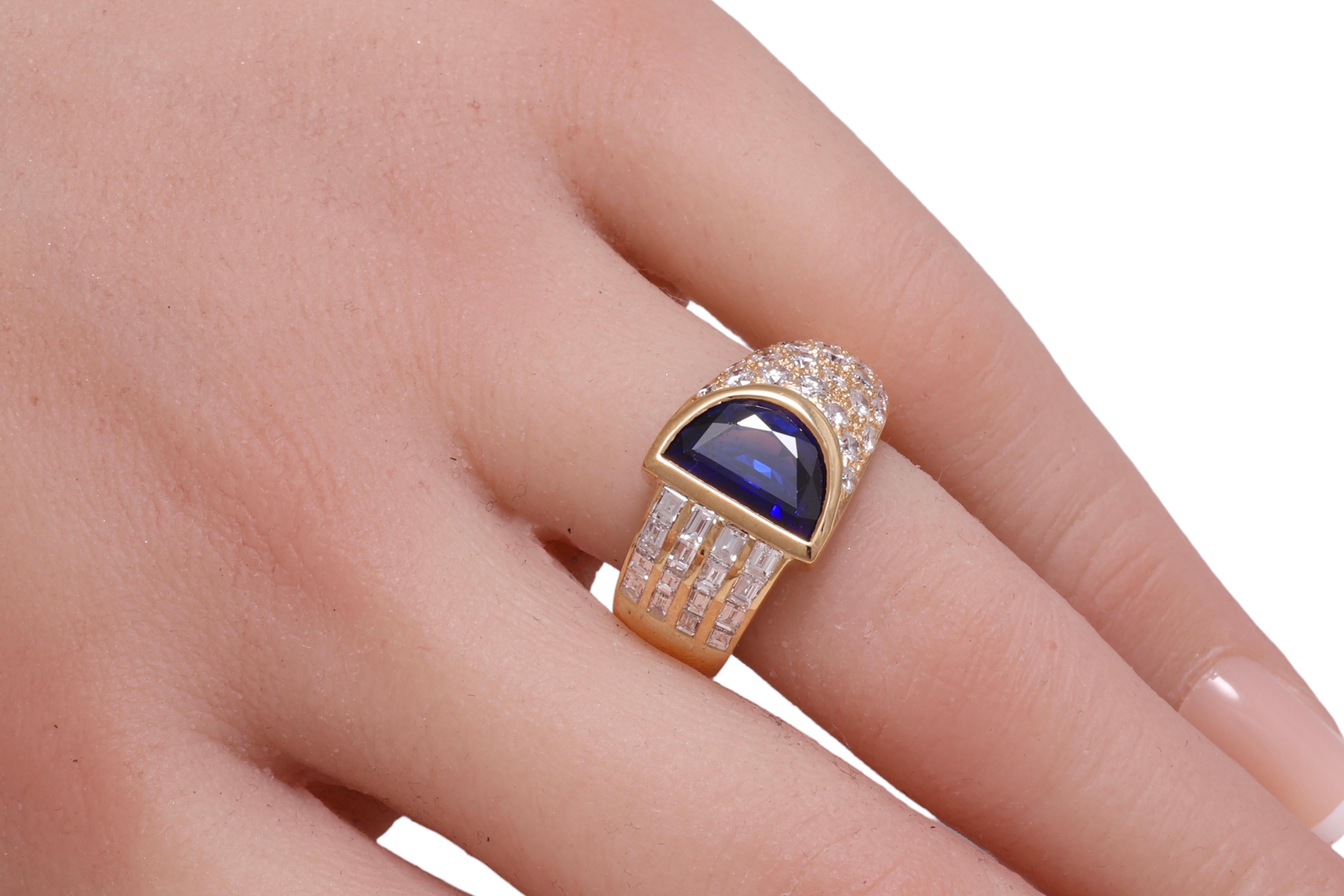 18 kt. Gold Adler Genèva Set Necklace & Ring Sapphire, Diam, Estate Sultan Oman  For Sale 2