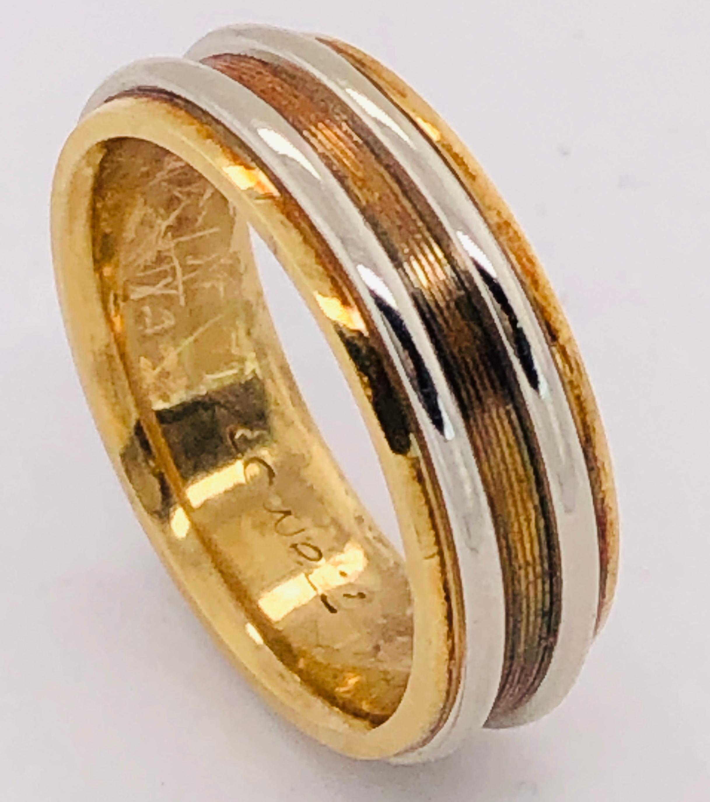 18 Karat Gold and Platinum Band Ring Wedding Bridal Ring In Good Condition For Sale In Stamford, CT