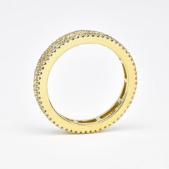 Anello d'oro 18 carati con diamante tondo baguette per l'eternità, completo di fascia per l'anniversario di matrimonio