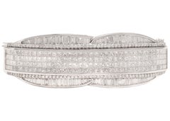 18 kt. Gold Bangle Bracelet With 10 ct. Princess, Tapered, Brilliant Diamonds