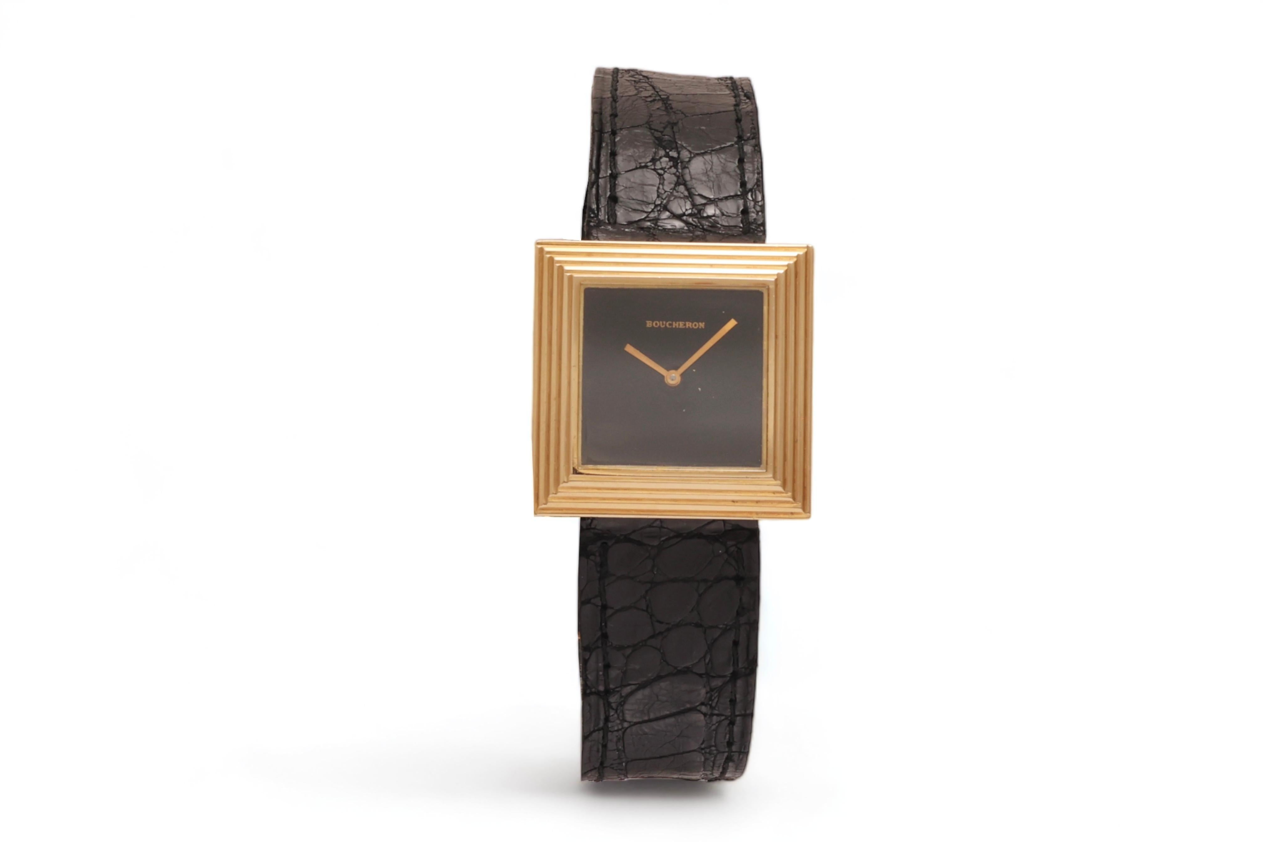 18 kt Gold Boucheron Quartz Wrist Watch In Excellent Condition For Sale In Antwerp, BE