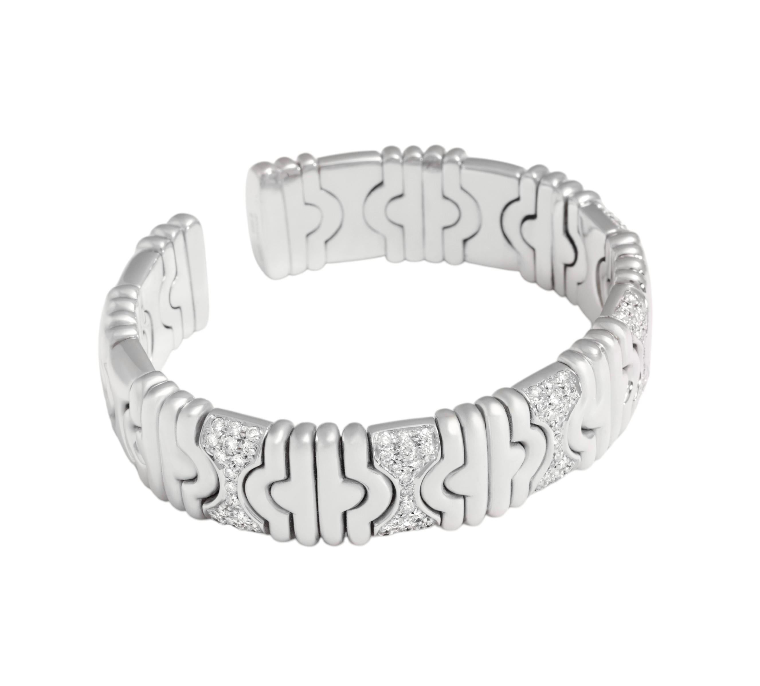 Pulsera flexible de oro de 18 kt y diamantes talla brillante en venta 2