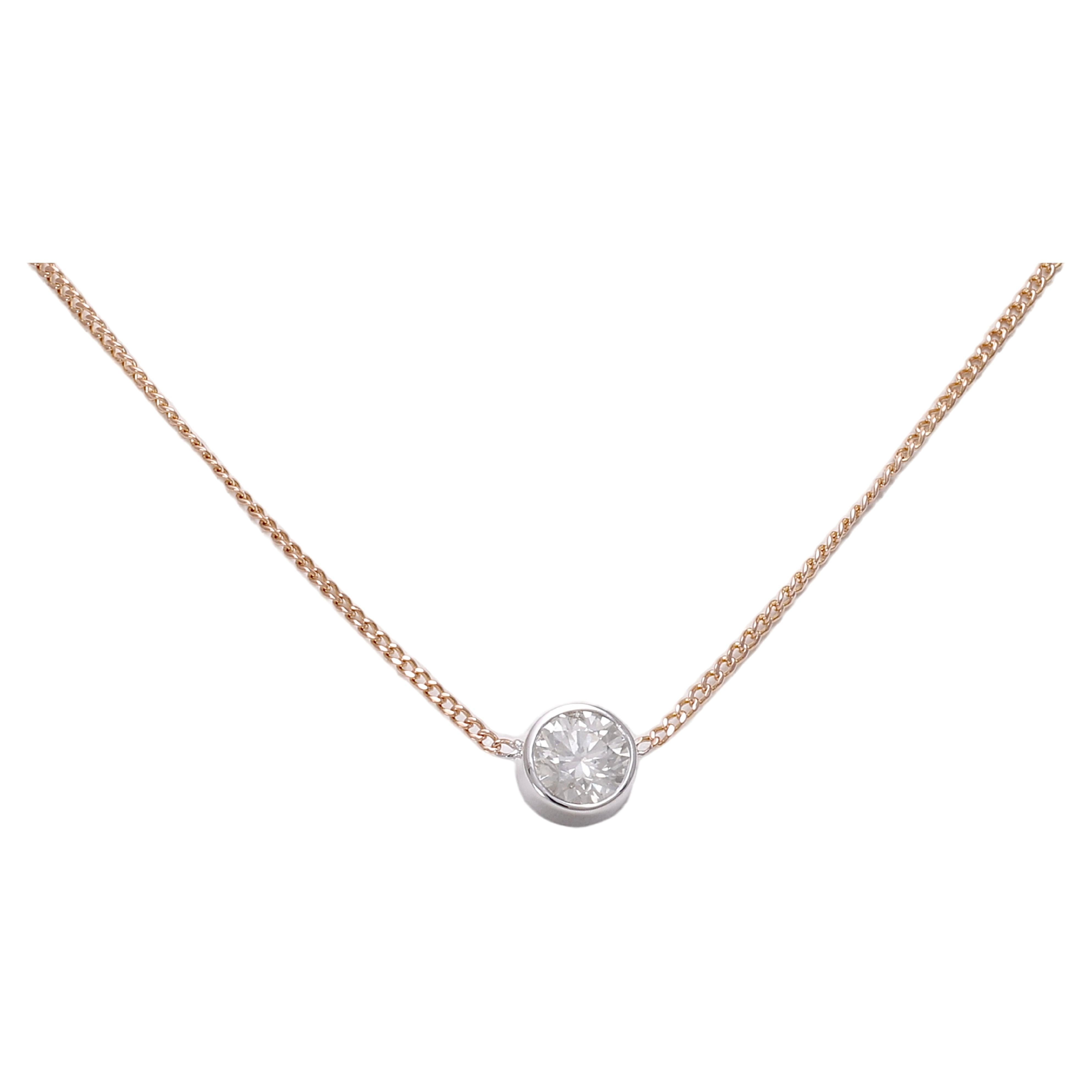 IGi Certified 18 kt. Gold Diamond Pendant Choker Necklace with 1.06 ct. Diamond For Sale