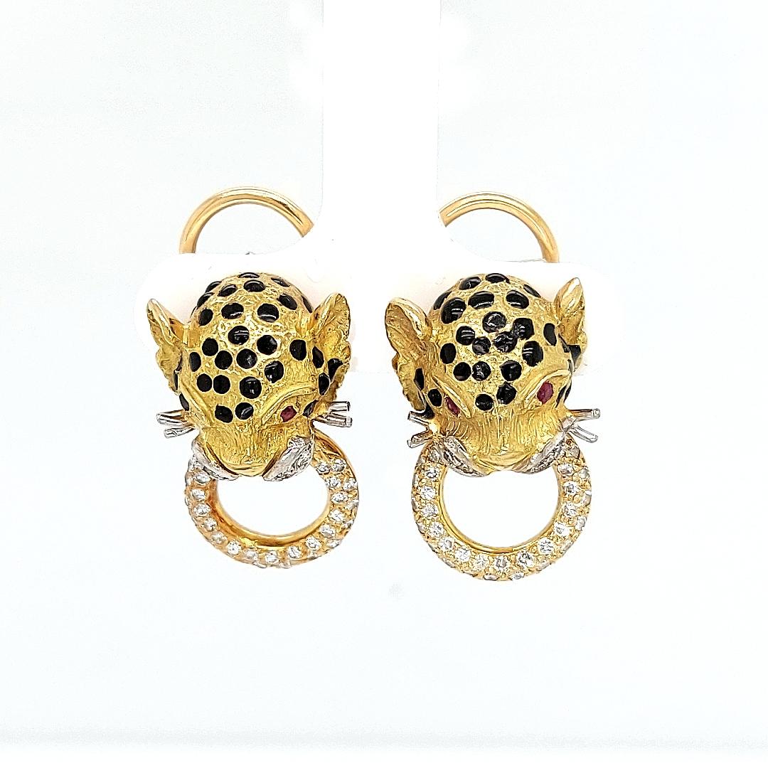 18kt Yellow Gold Panther Clip - On Earrings With Diamonds In Excellent Condition In Antwerp, BE