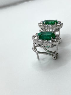 18 Kt Gold Earrings, Colombian Emeralds, Brilliant Cut Diamonds