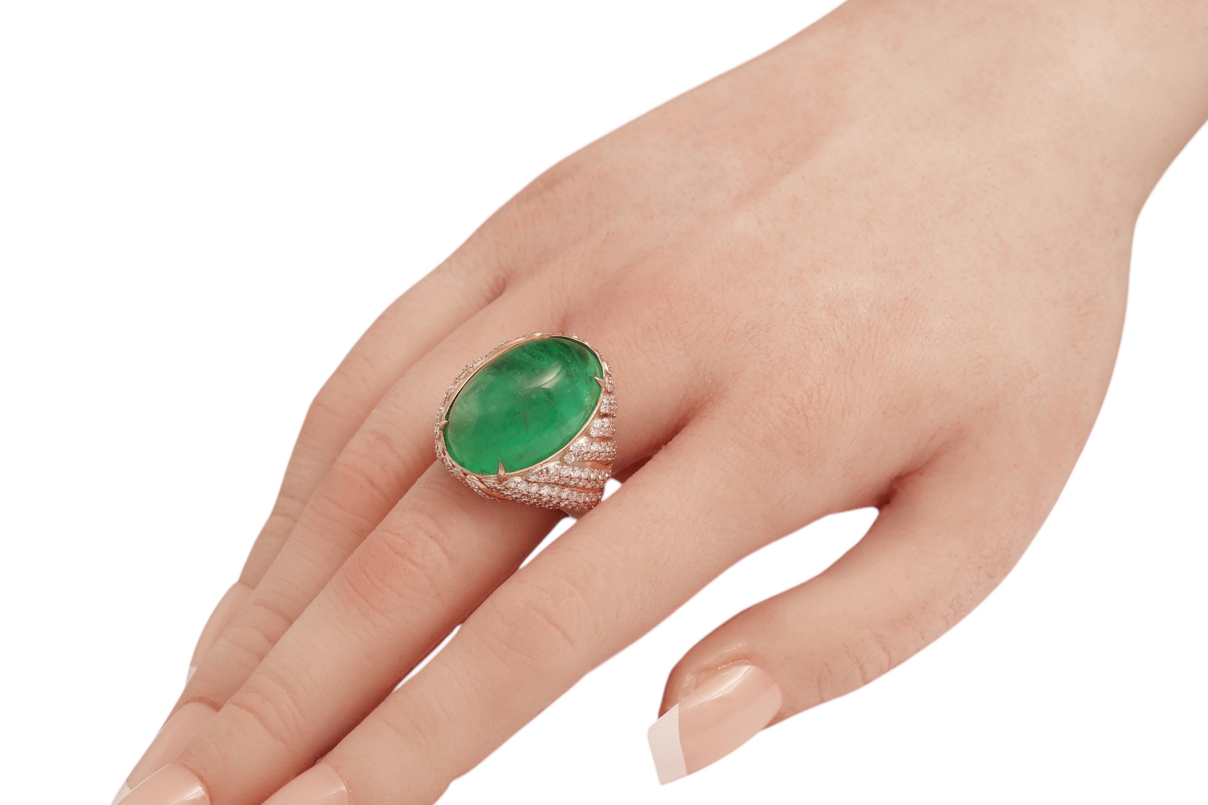 18 Kt Gold, Smaragd 24 Karat Cabochon & 3 Karat Diamant Ring im Angebot 7