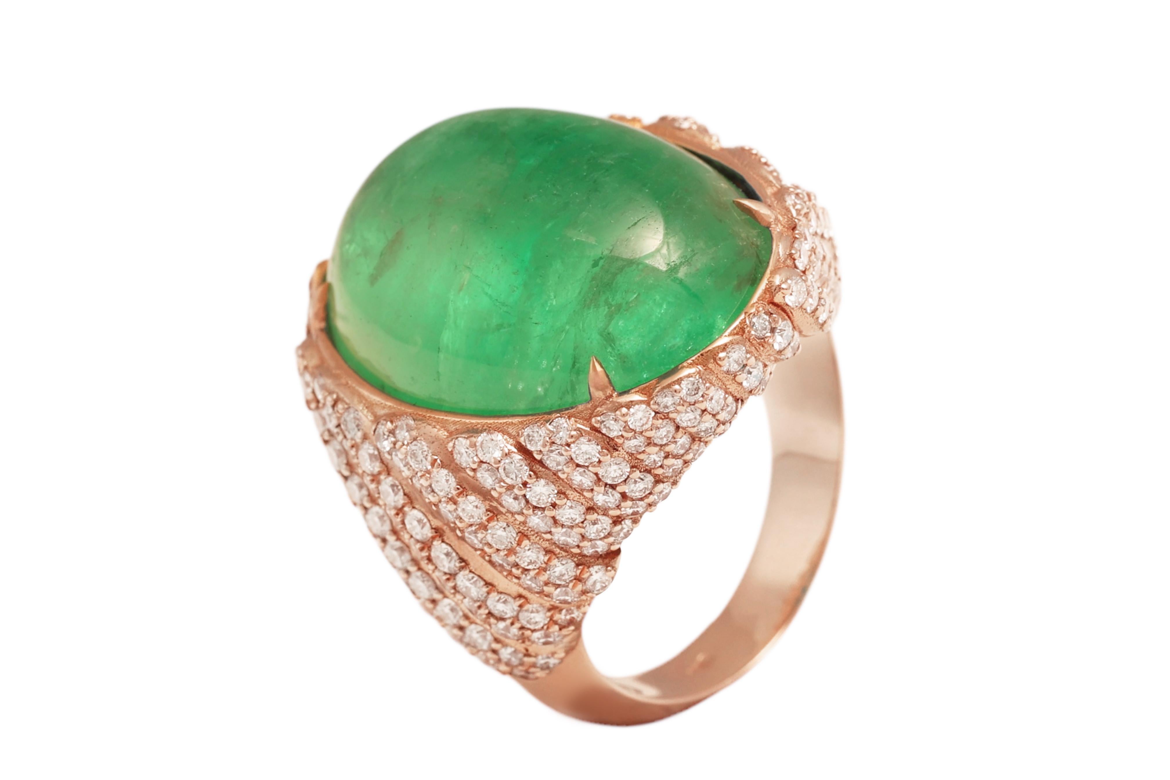 18 Kt Gold, Smaragd 24 Karat Cabochon & 3 Karat Diamant Ring im Angebot 2